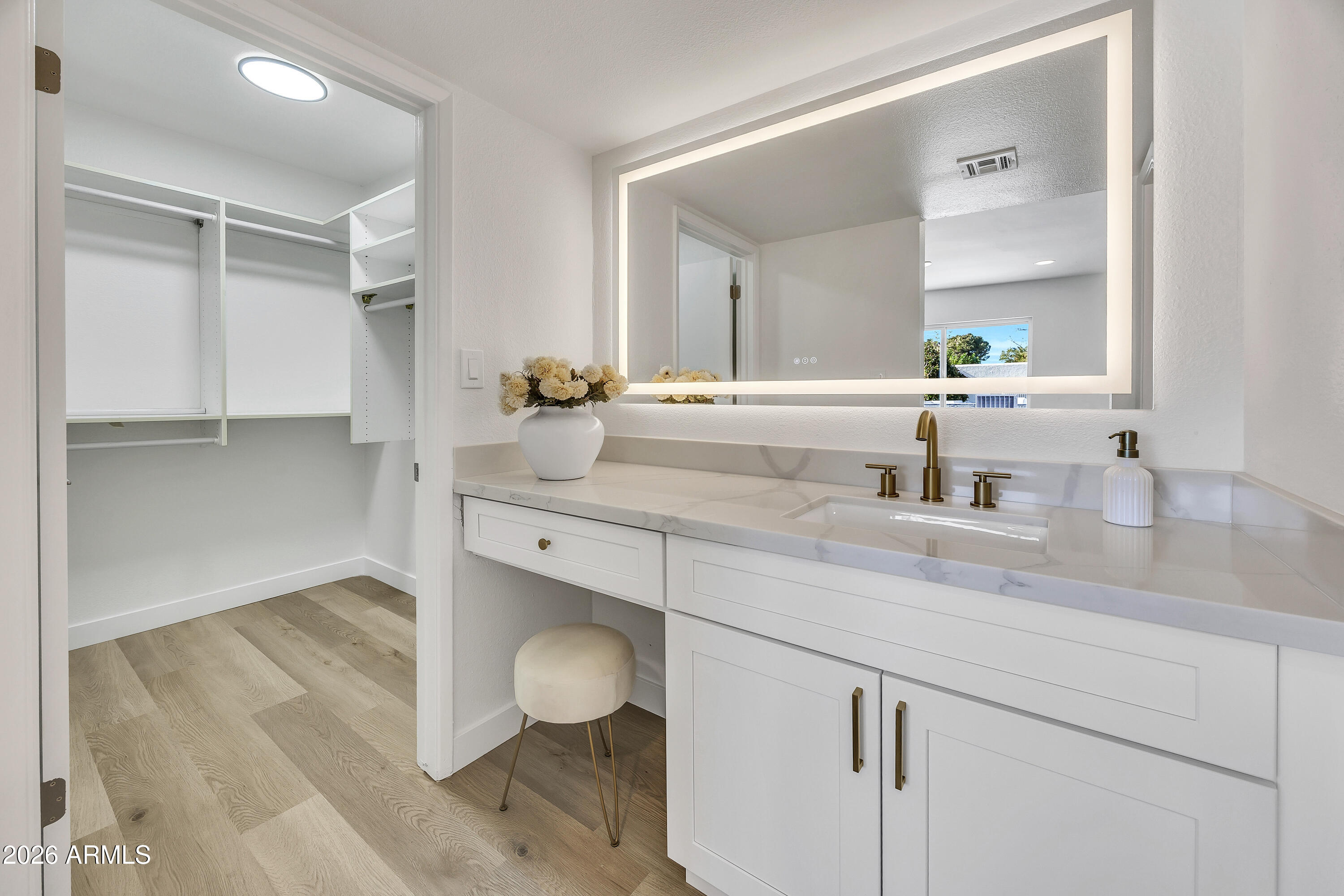 1822 W MARLETTE Avenue