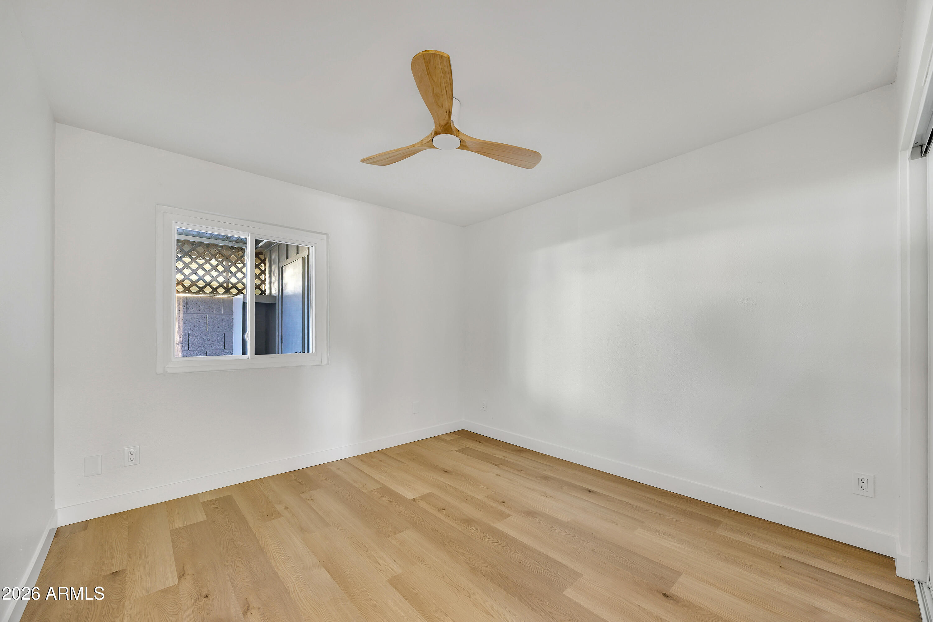 1822 W MARLETTE Avenue