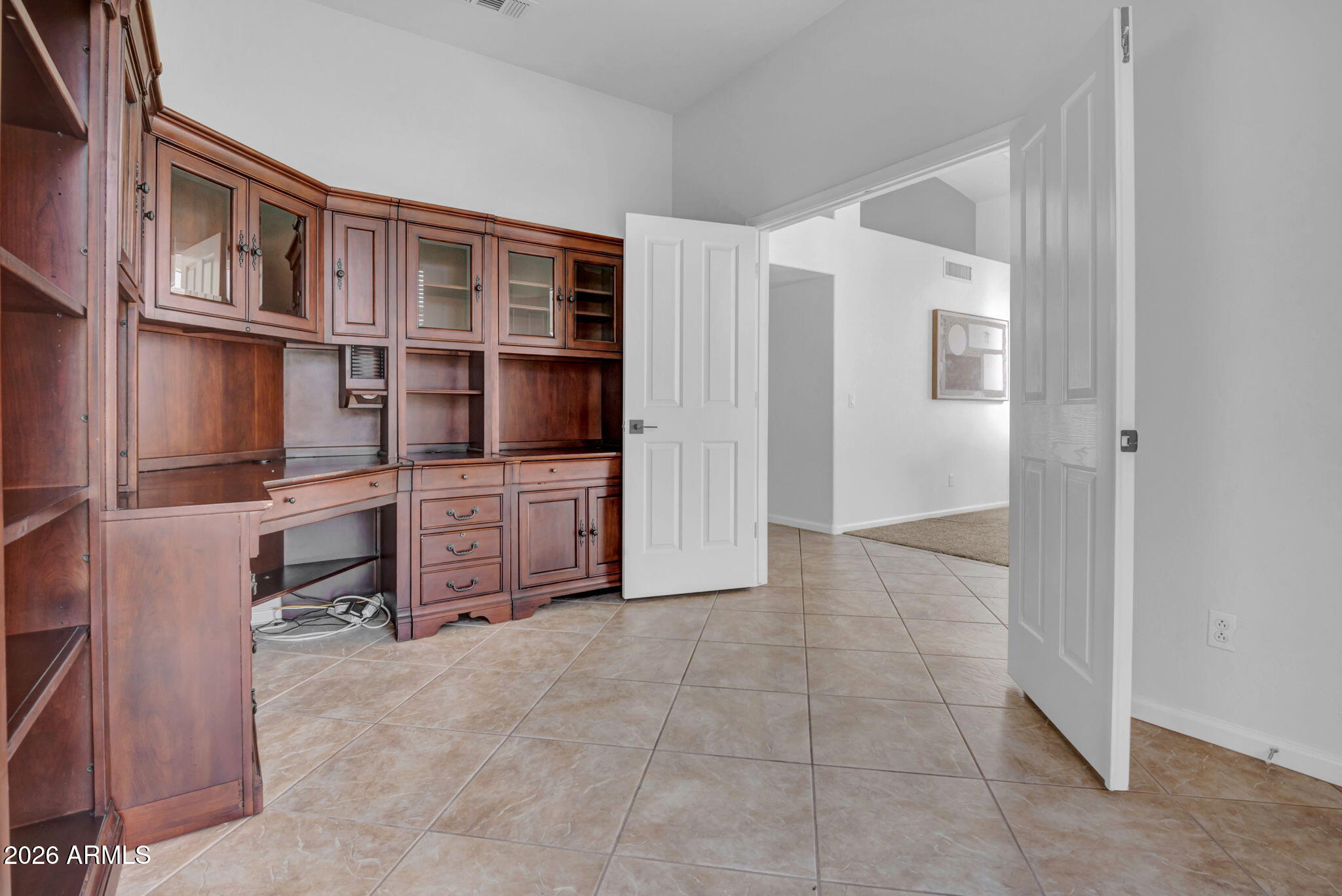 746 W STANFORD Avenue