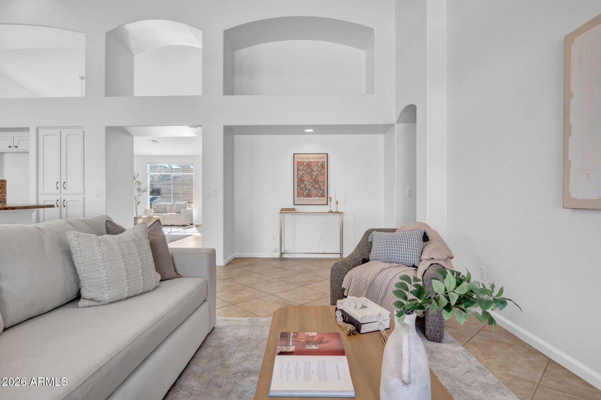 746 W STANFORD Avenue