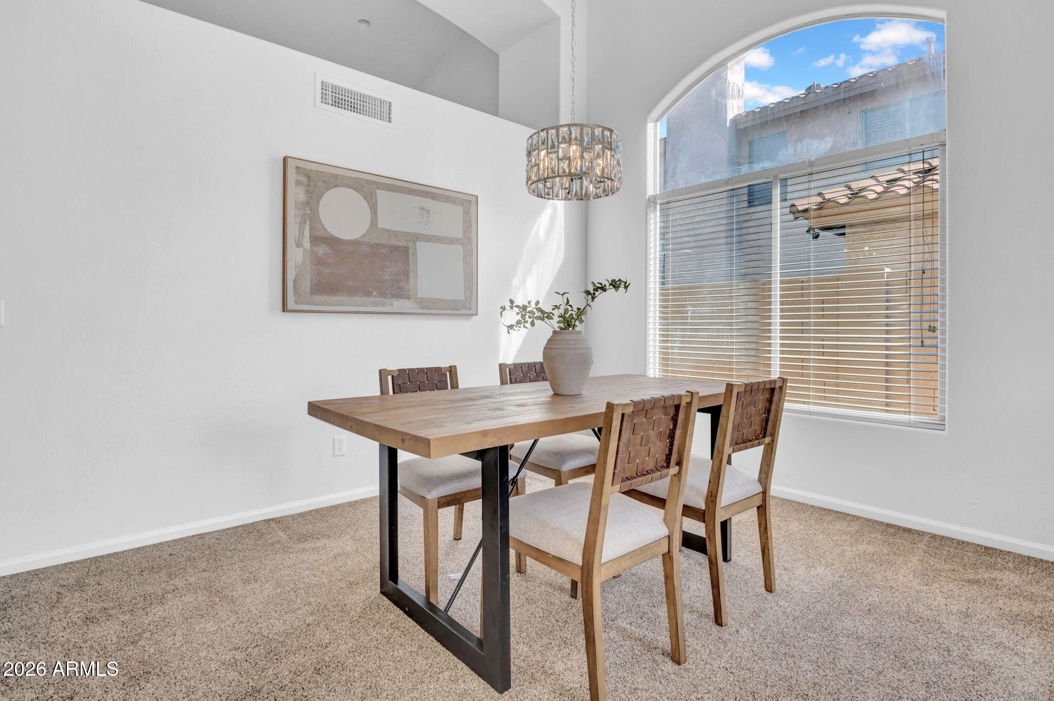 746 W STANFORD Avenue