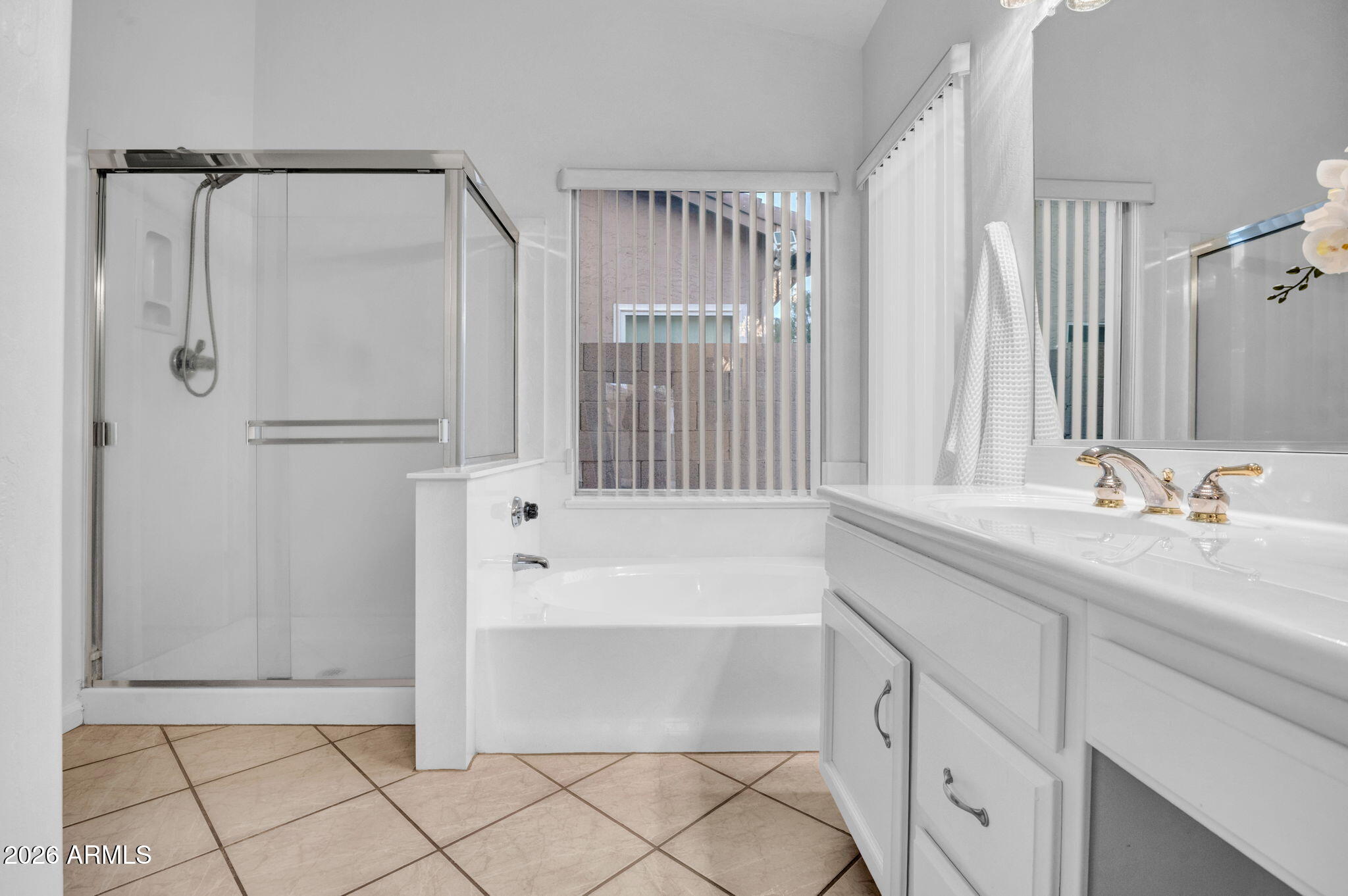 746 W STANFORD Avenue