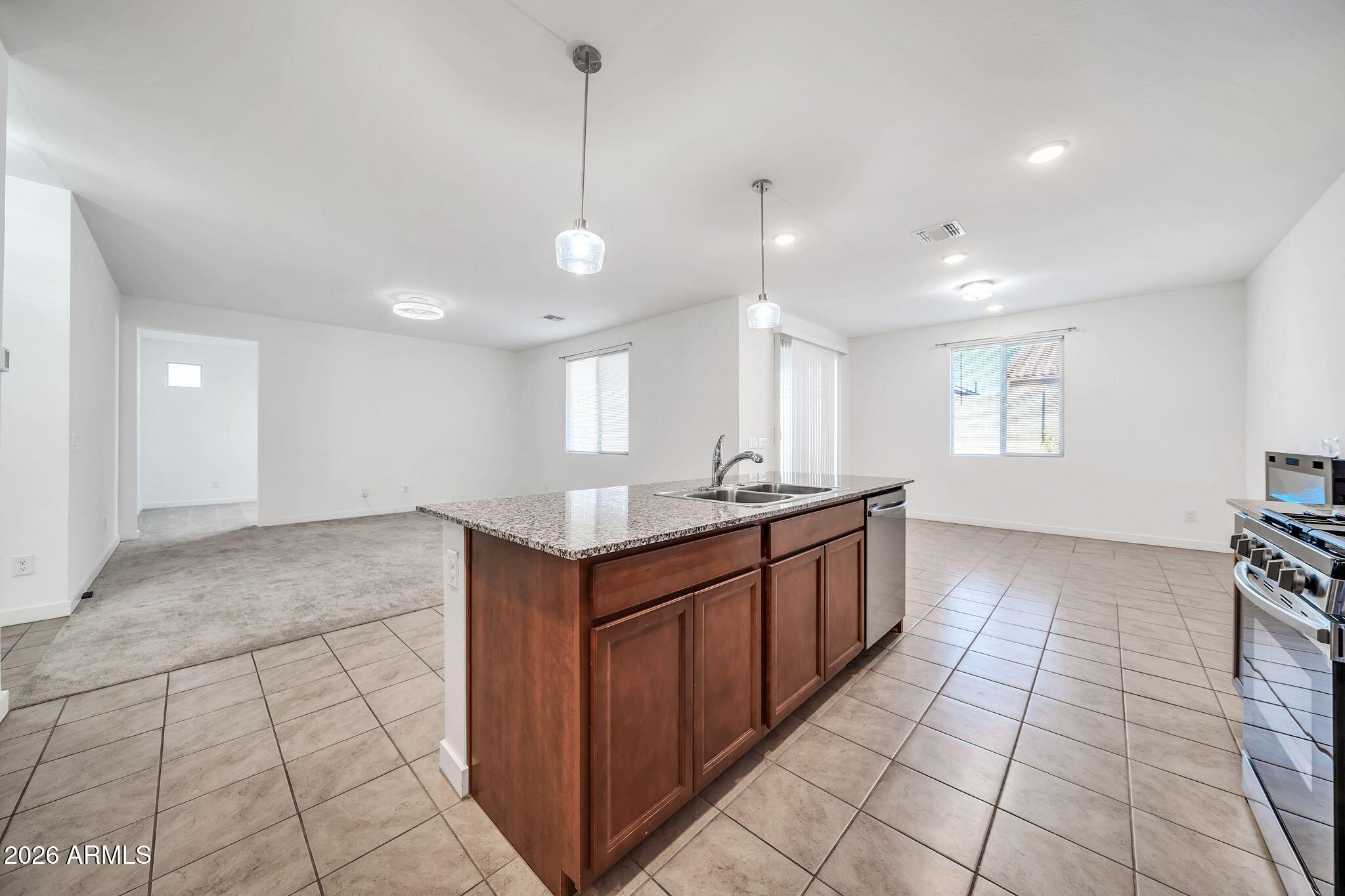 17432 W LUPINE Avenue