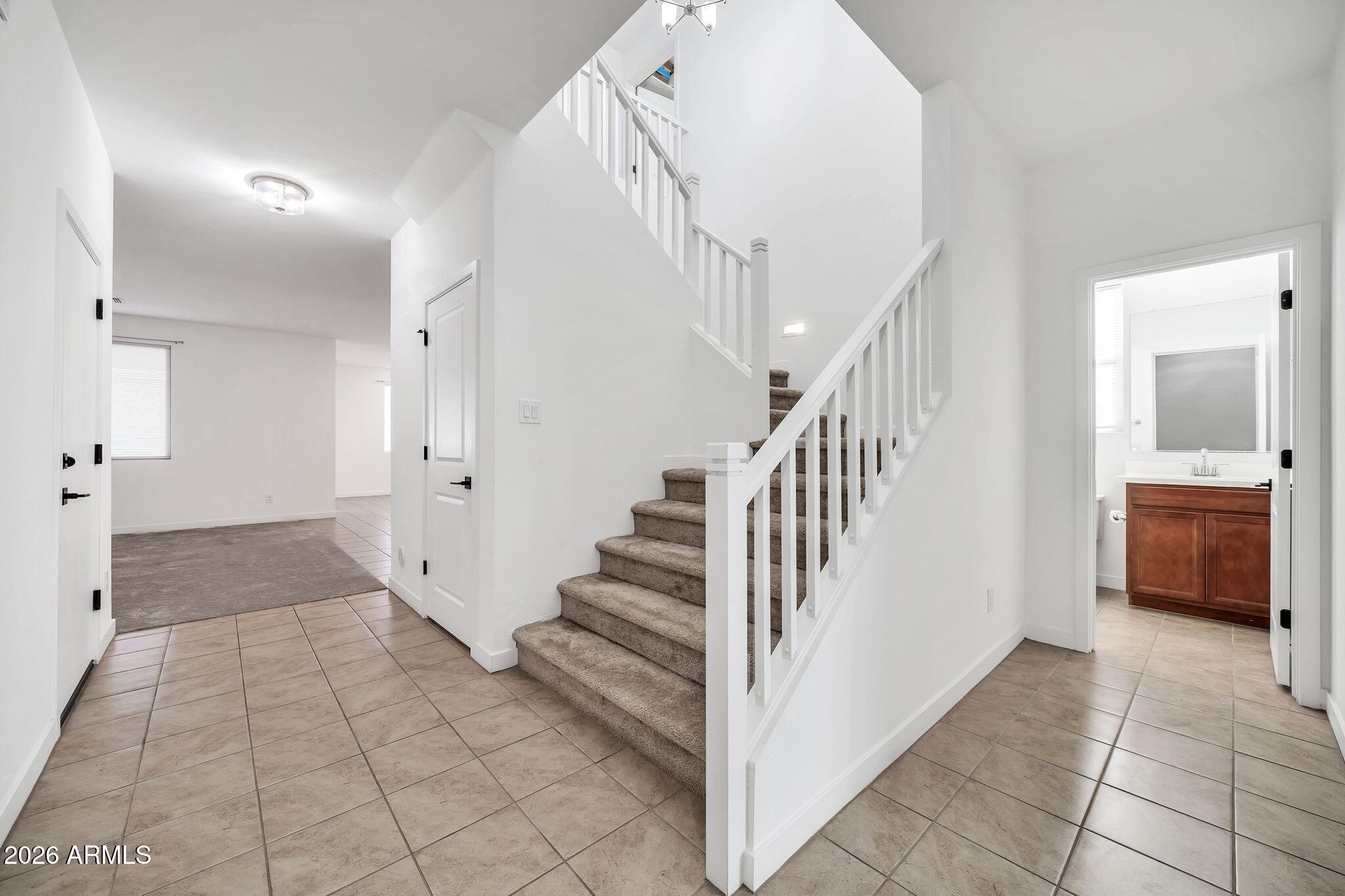 17432 W LUPINE Avenue