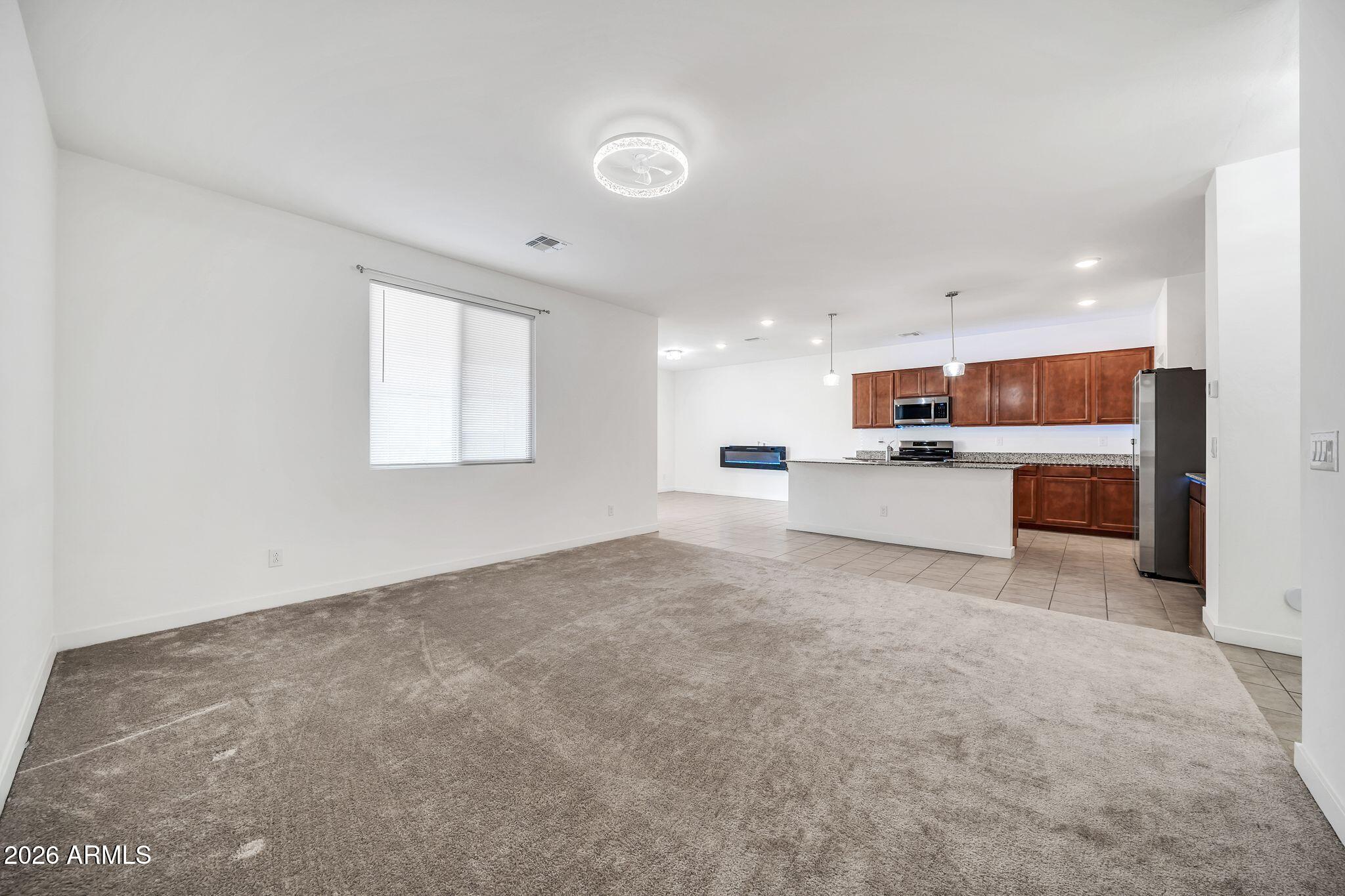 17432 W LUPINE Avenue