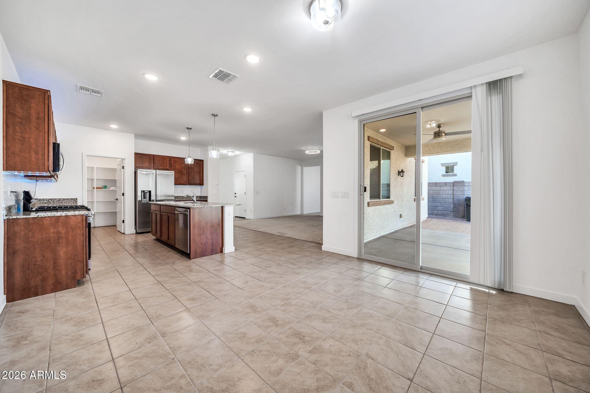 17432 W LUPINE Avenue