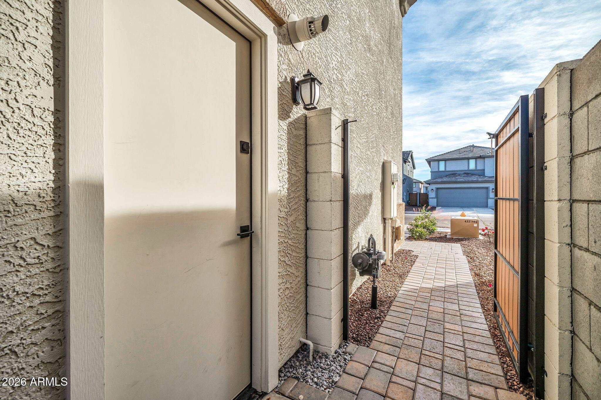 17432 W LUPINE Avenue