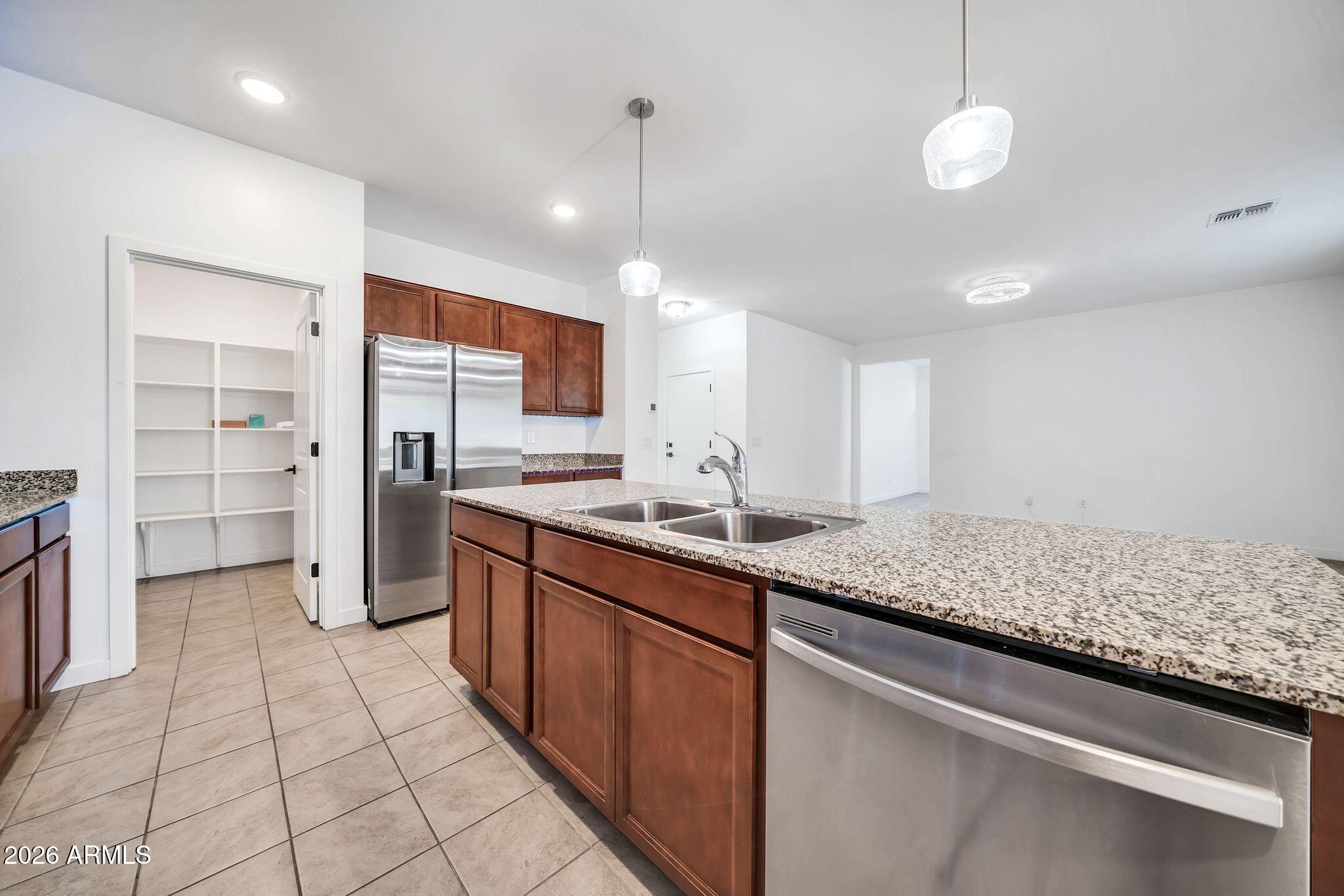 17432 W LUPINE Avenue