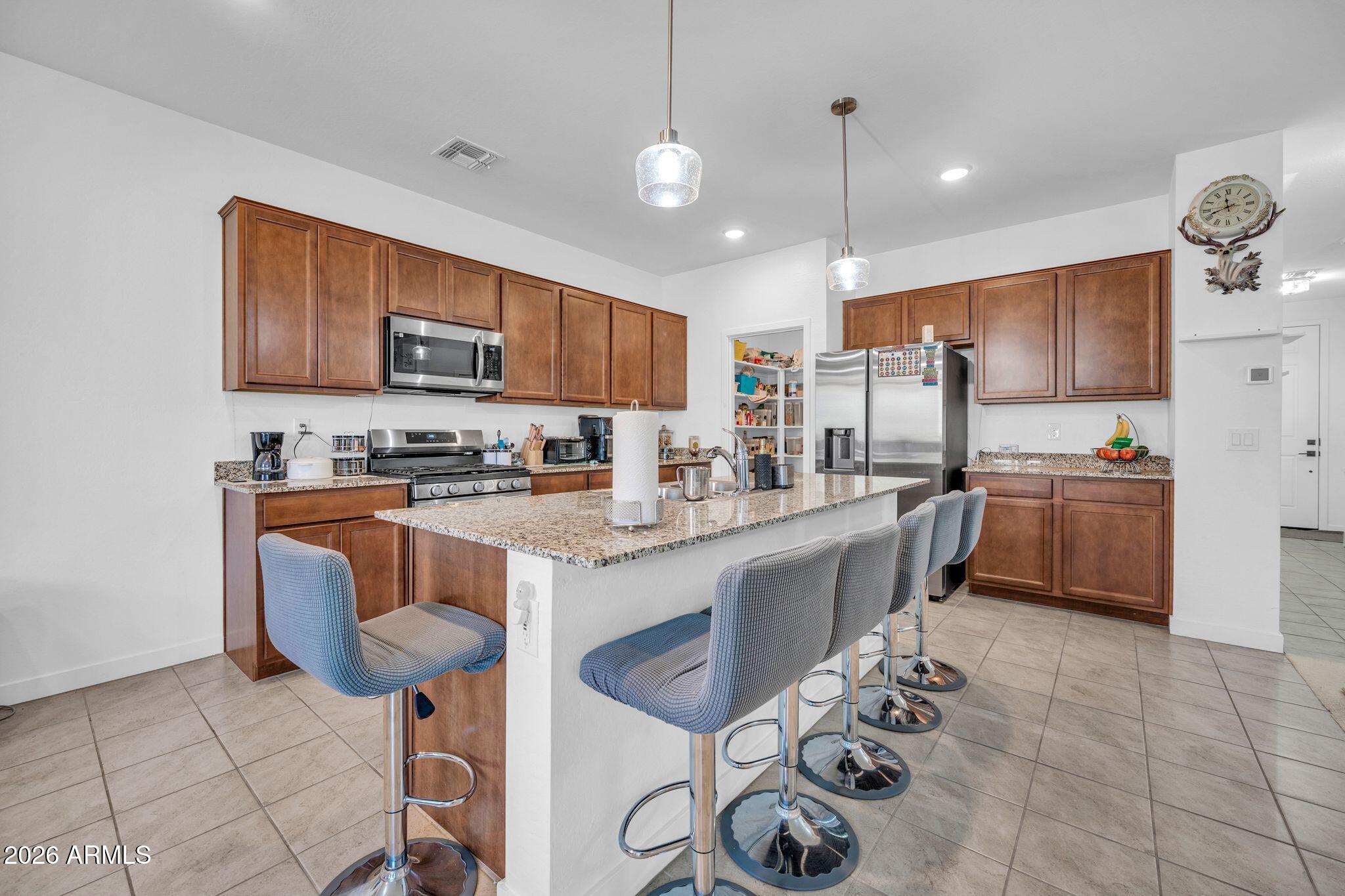 17432 W LUPINE Avenue