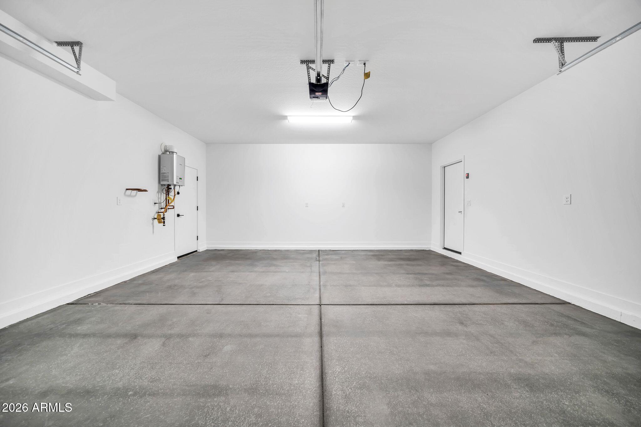 17432 W LUPINE Avenue