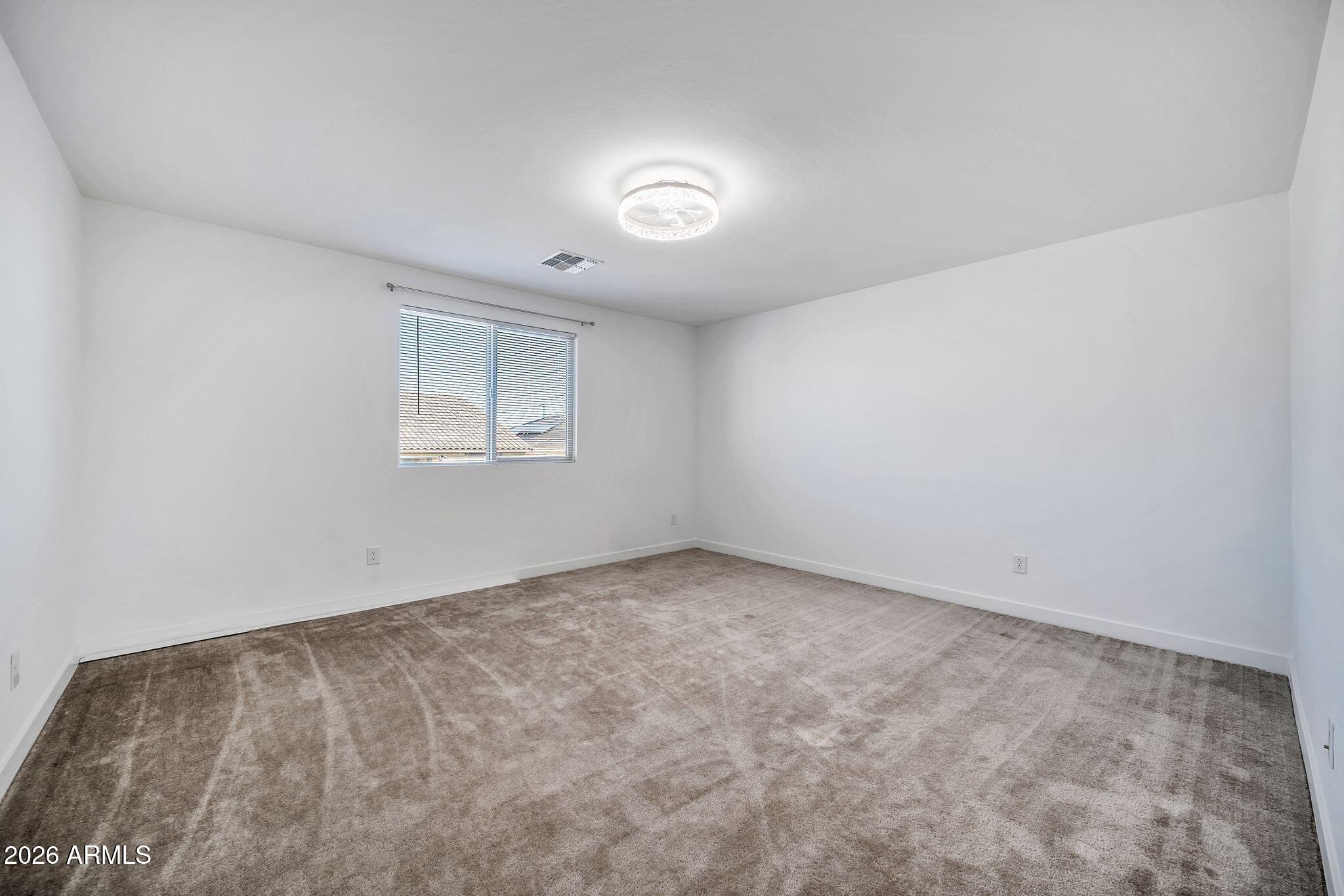 17432 W LUPINE Avenue