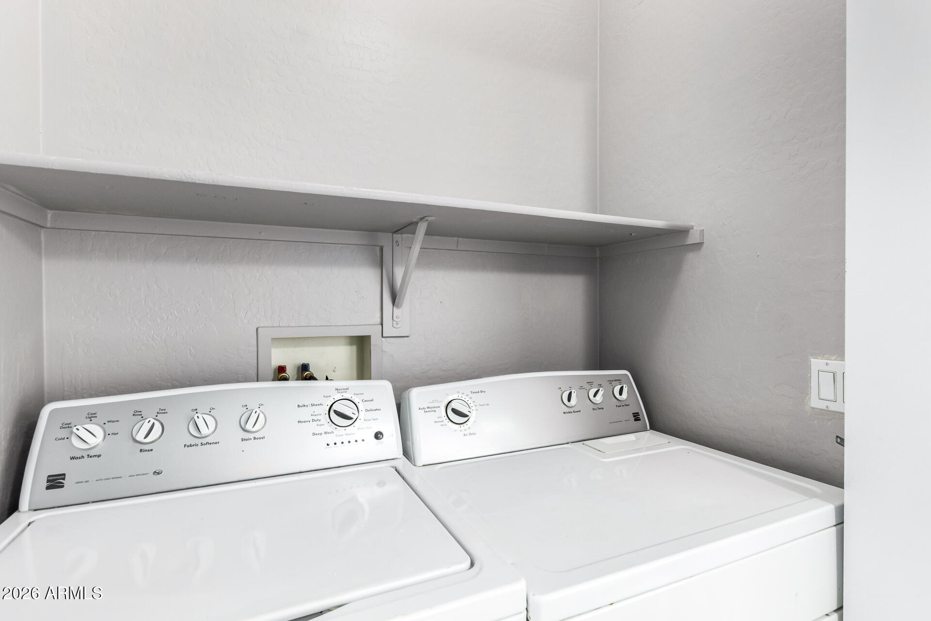 2150 E BELL Road 1075