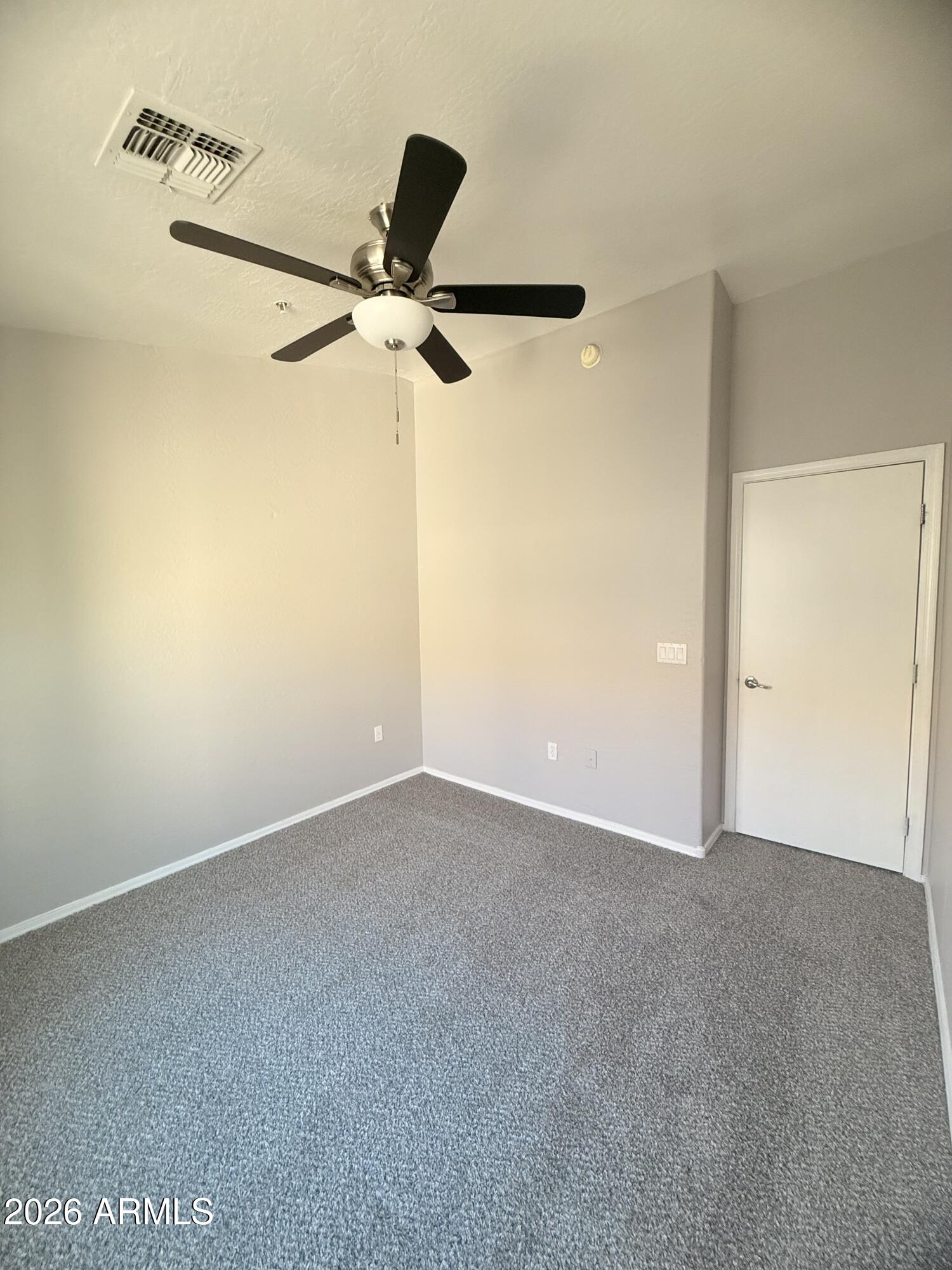 2150 E BELL Road 1075