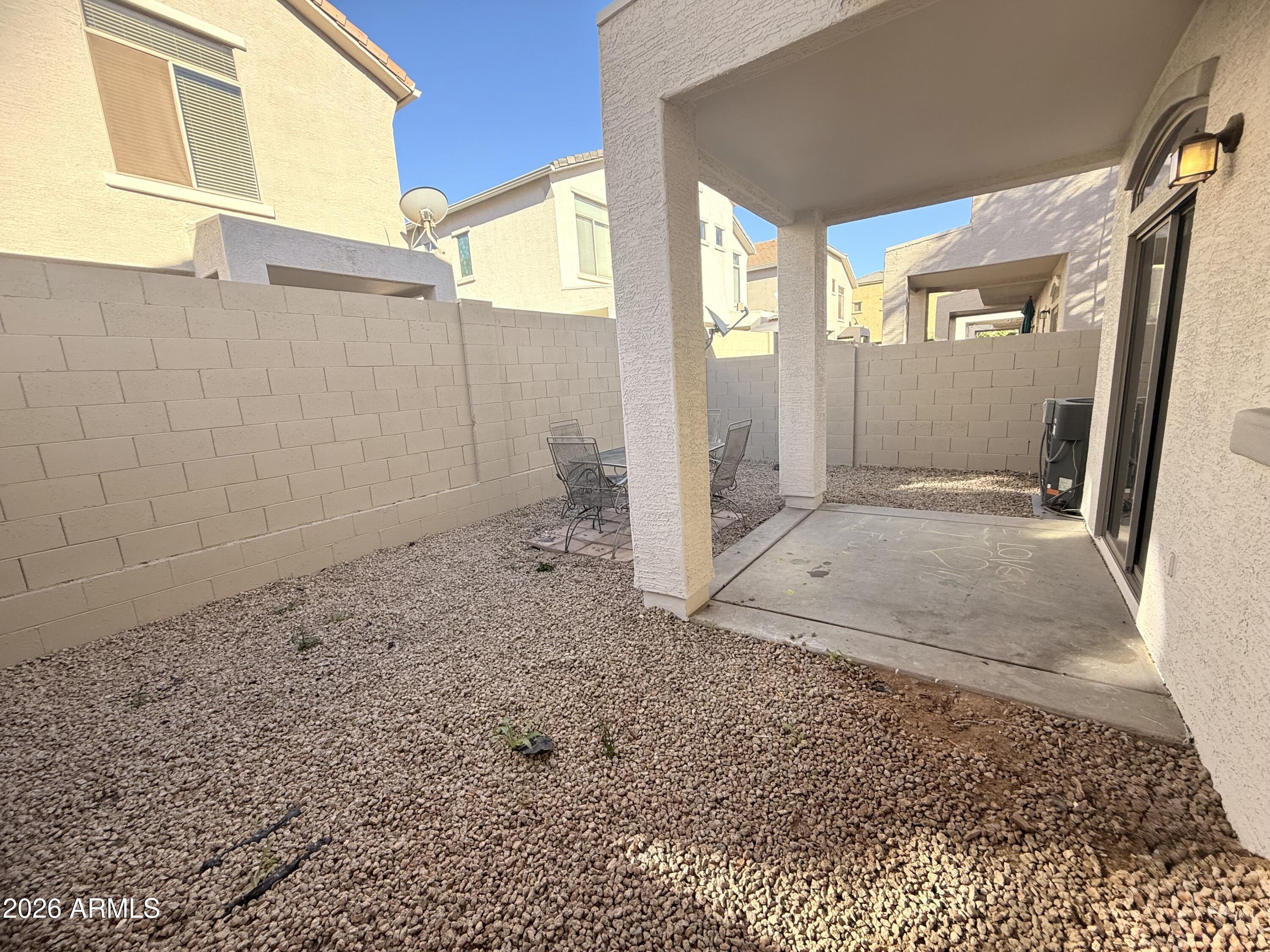 2150 E BELL Road 1075