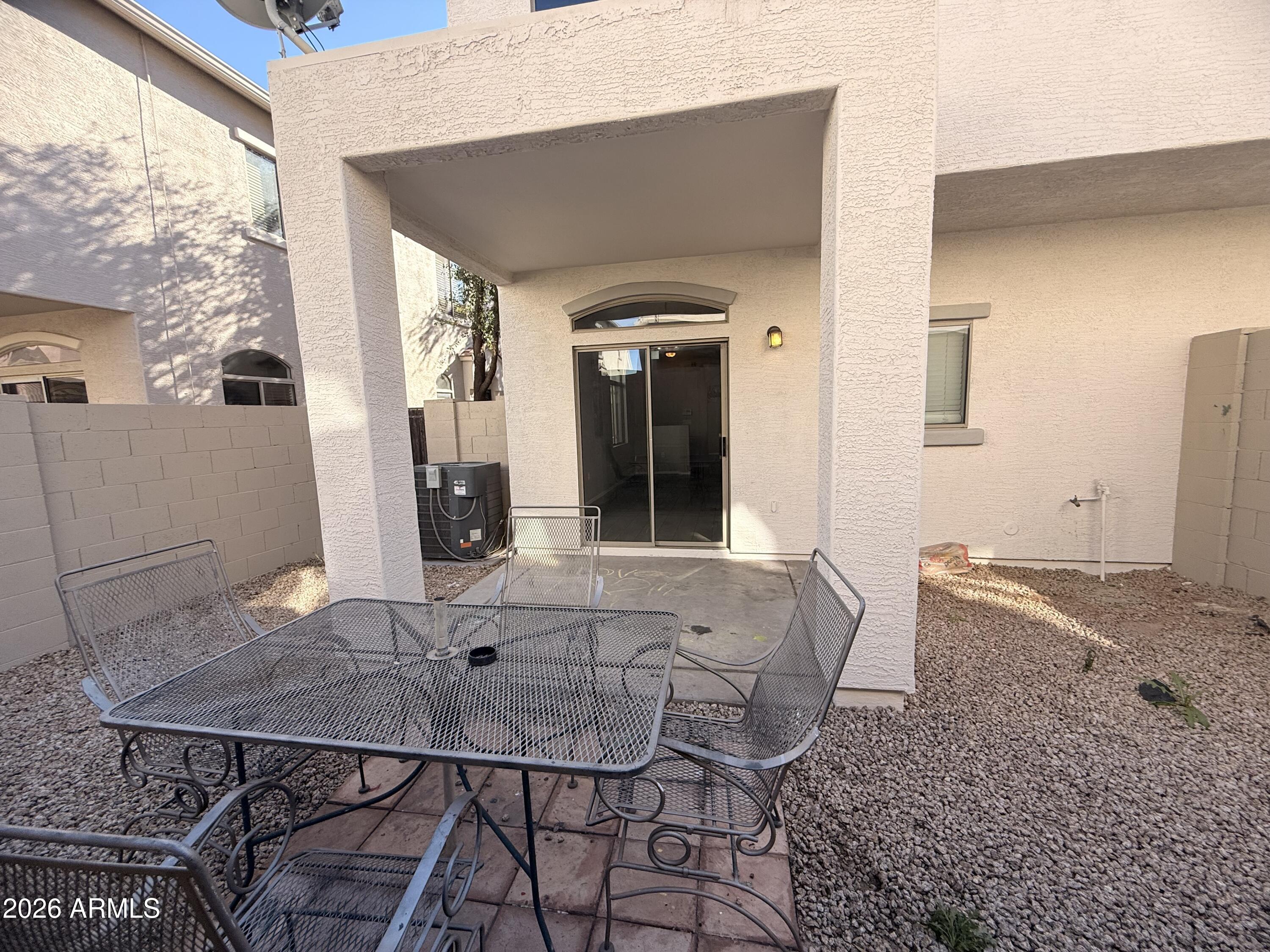 2150 E BELL Road 1075