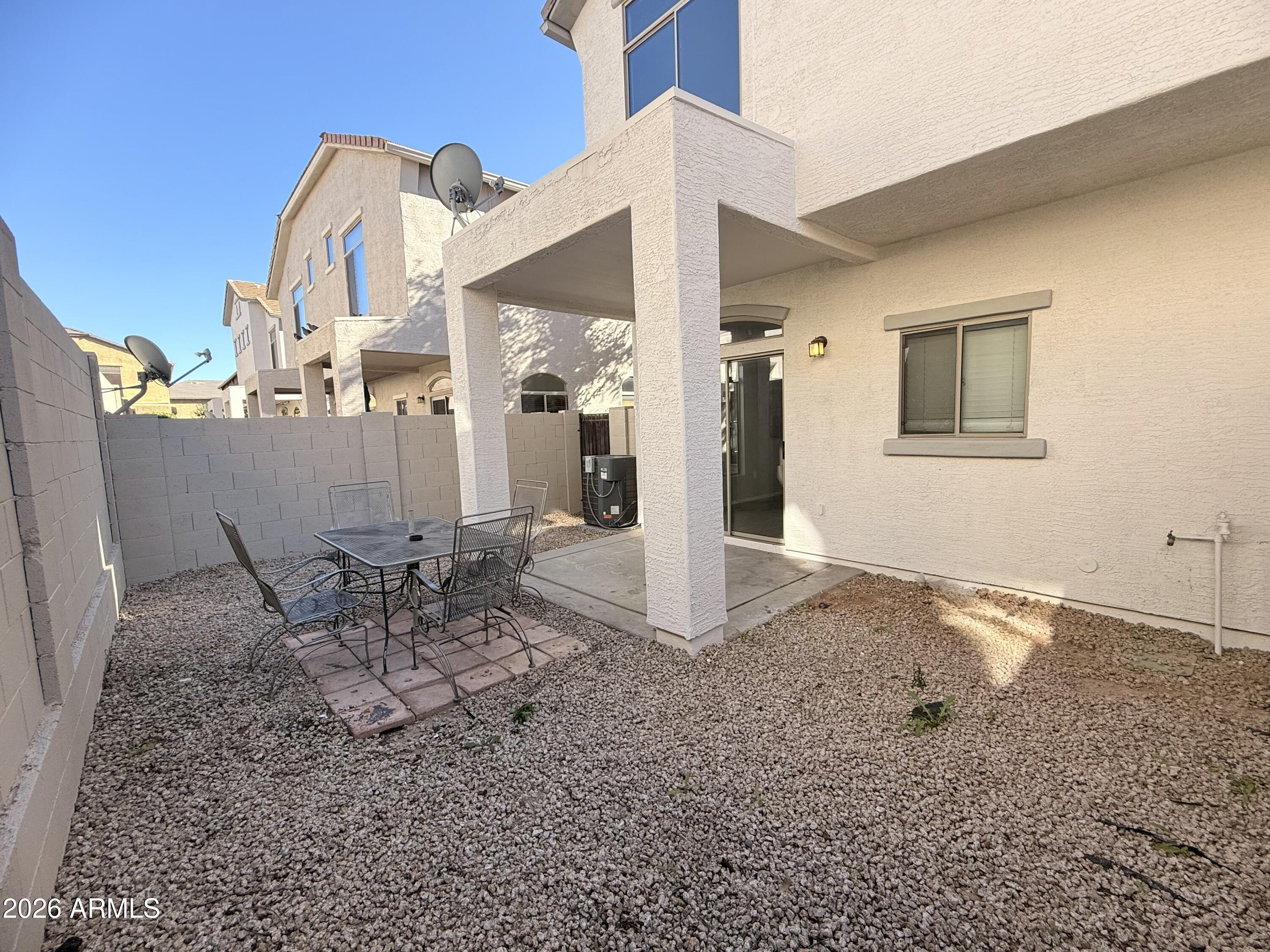 2150 E BELL Road 1075