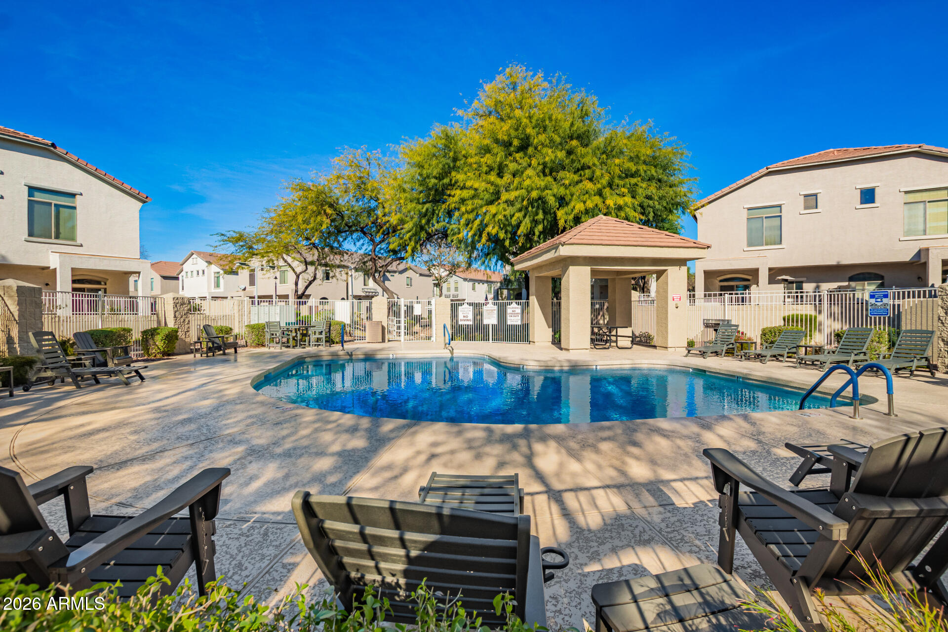 2150 E BELL Road 1075