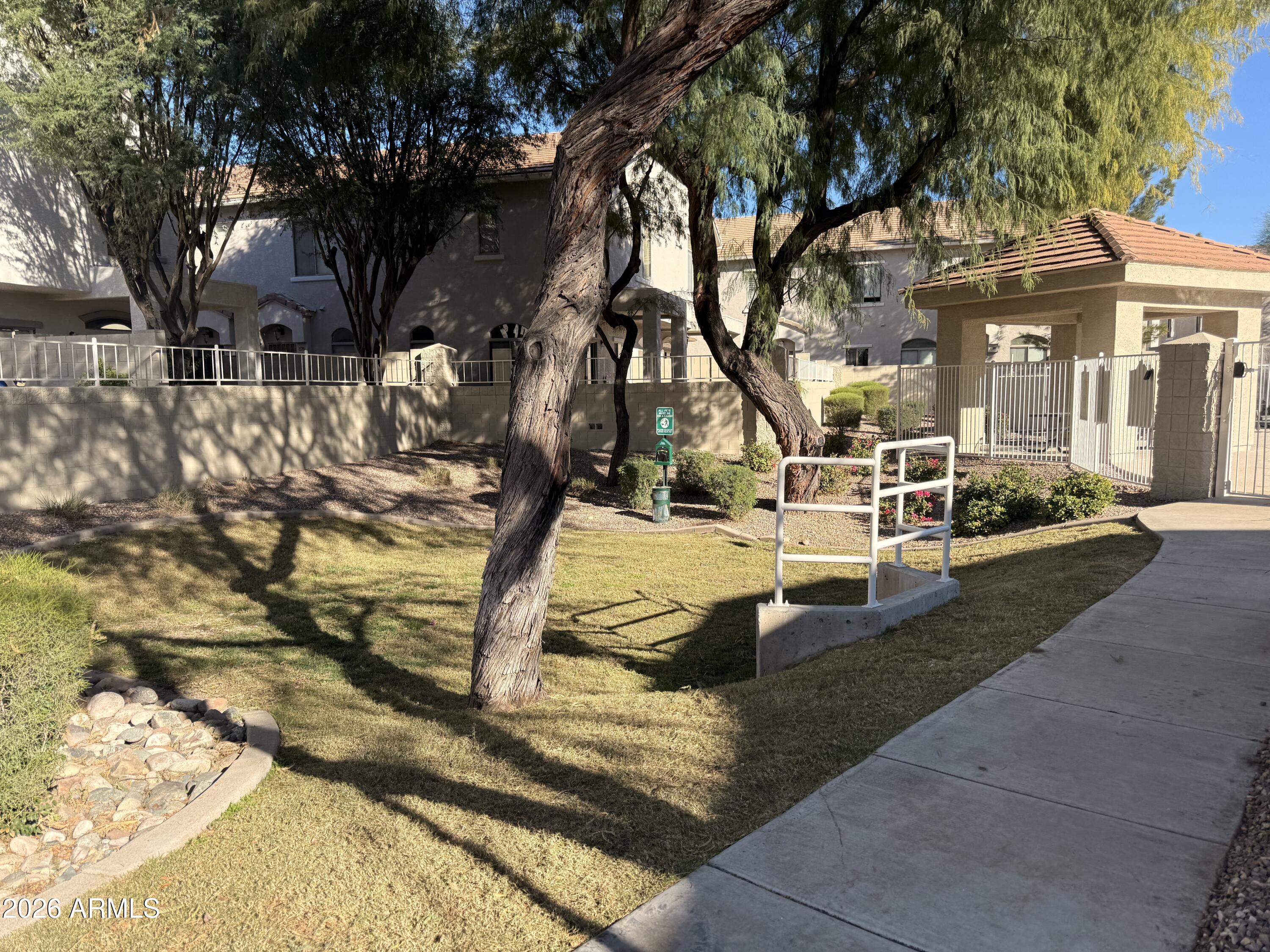 2150 E BELL Road 1075