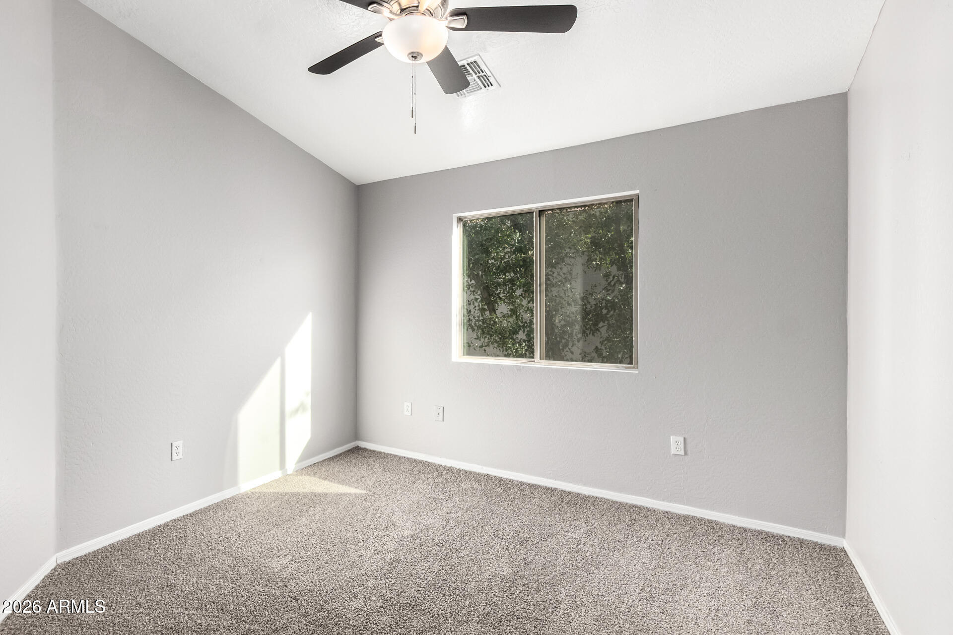 2150 E BELL Road 1075