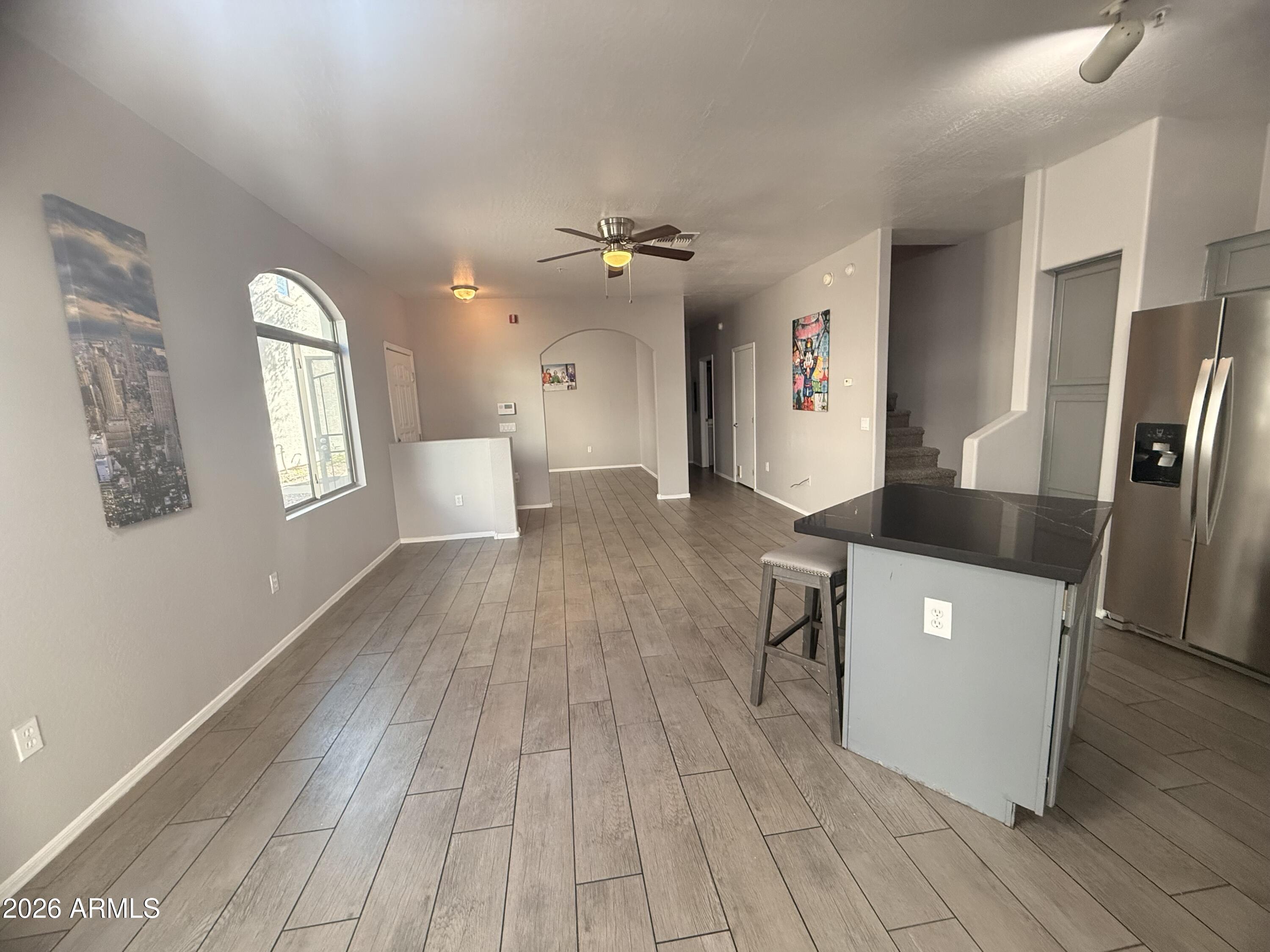 2150 E BELL Road 1075