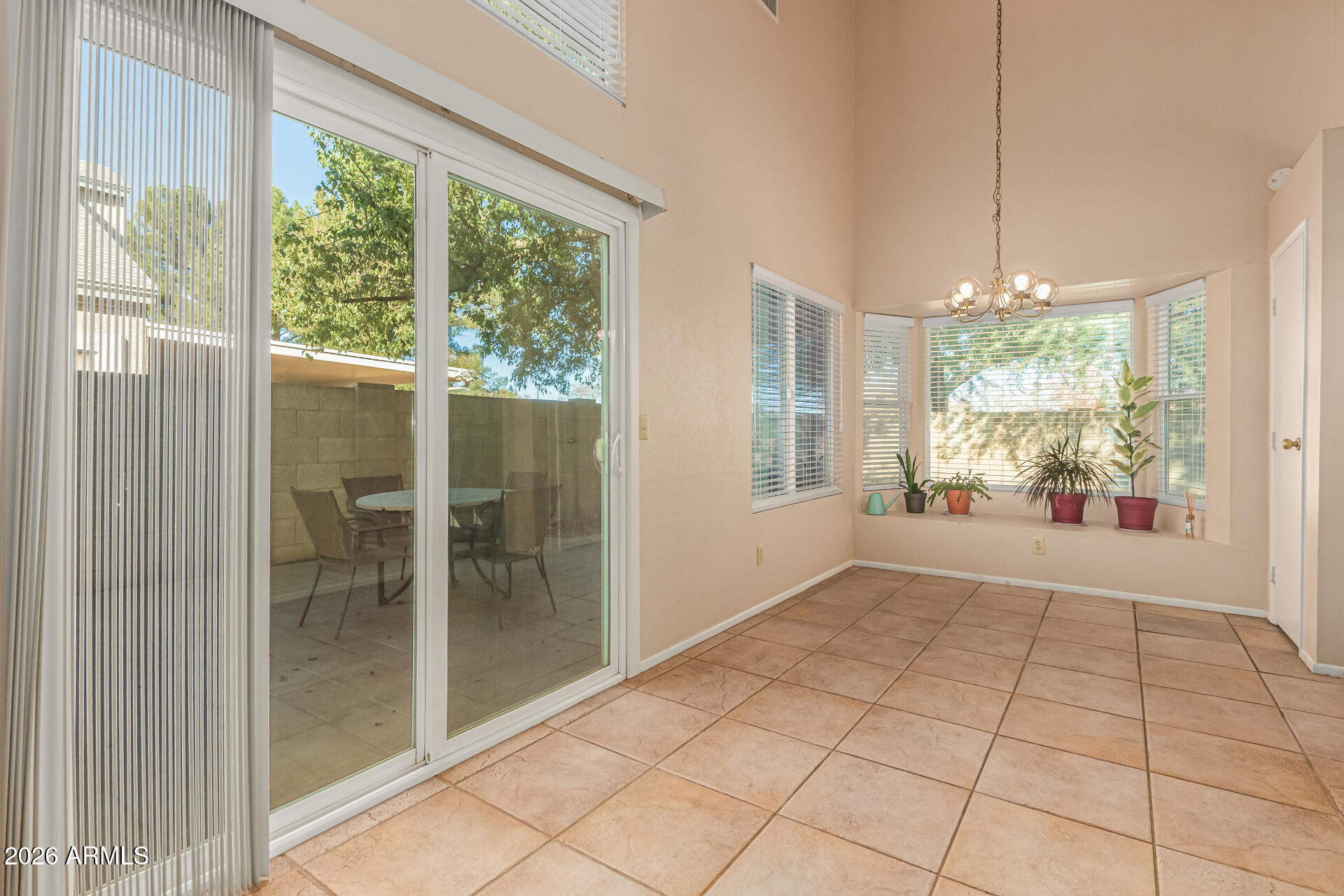 3904 W BUTLER Street