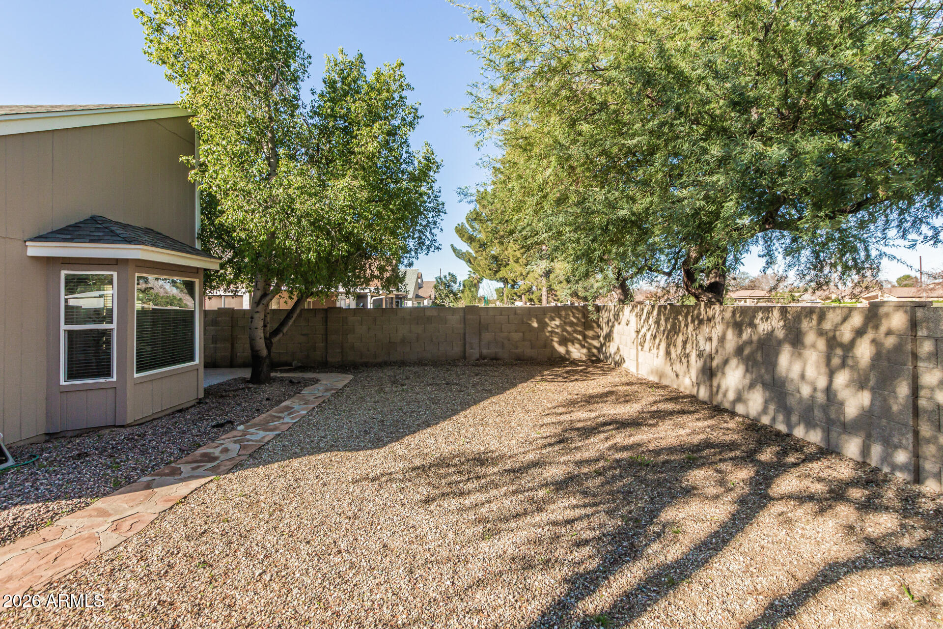 3904 W BUTLER Street