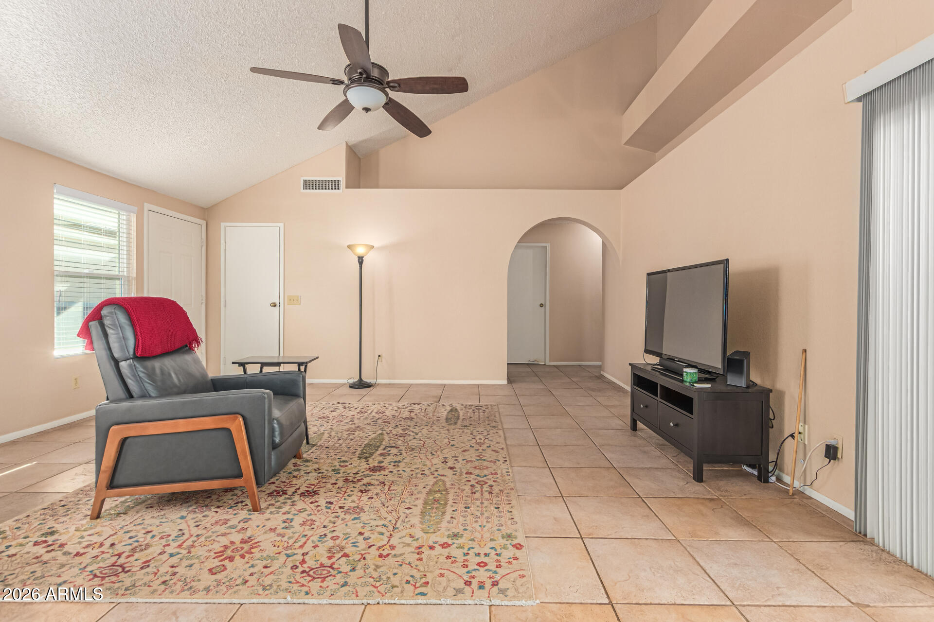 3904 W BUTLER Street