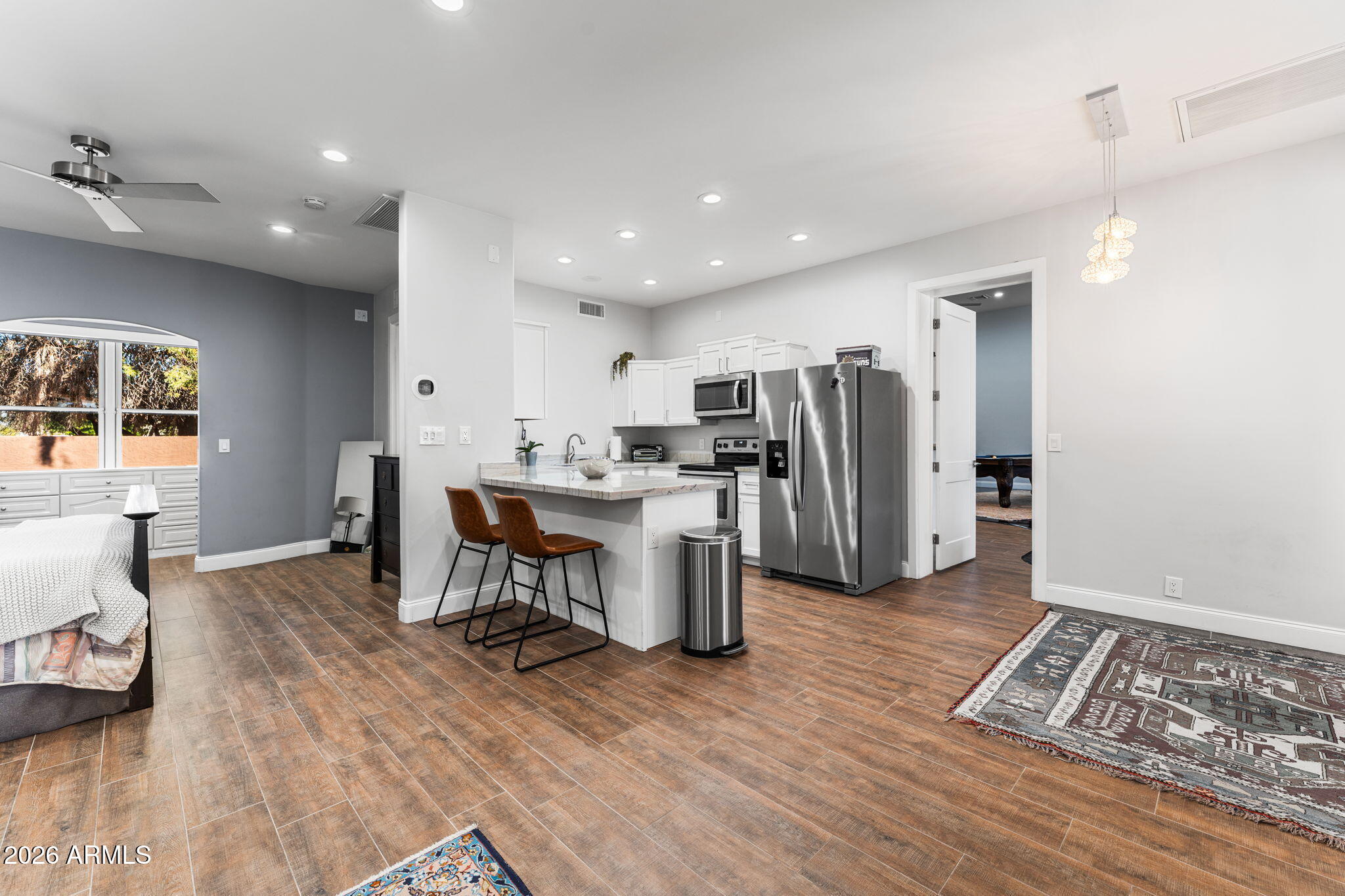 9030 N 48TH Place
