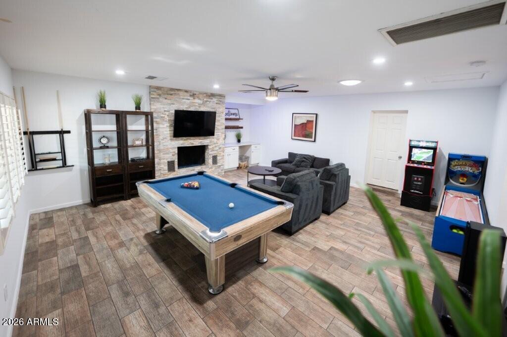 8331 E MEADOWBROOK Avenue