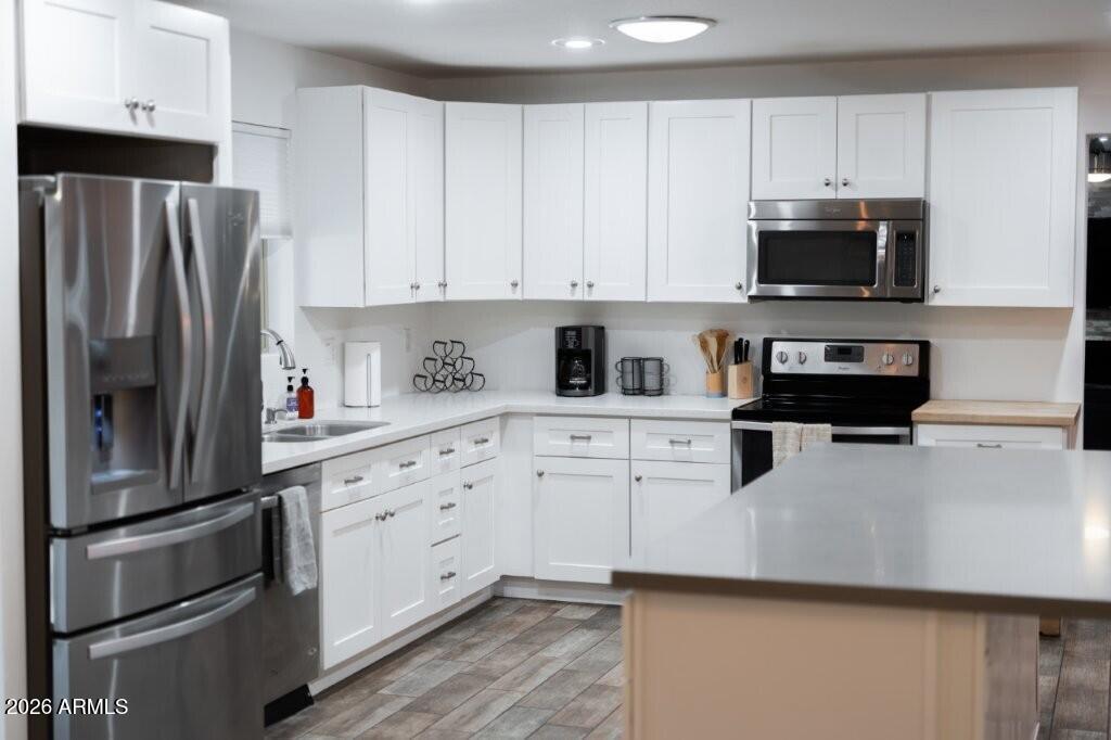 8331 E MEADOWBROOK Avenue