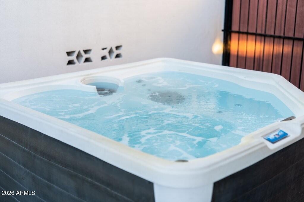 8331 E MEADOWBROOK Avenue