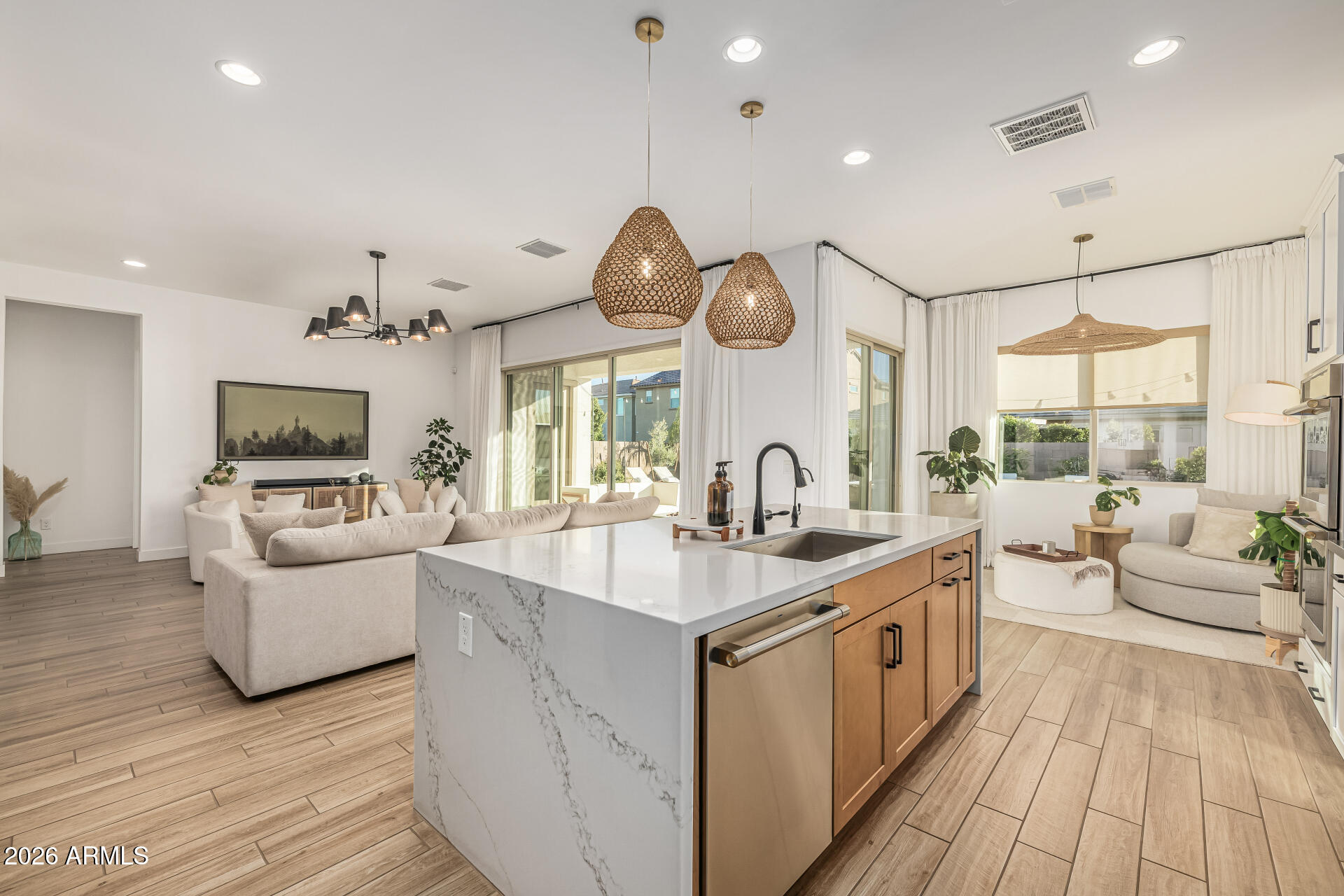 8743 W WAGON WHEEL Drive