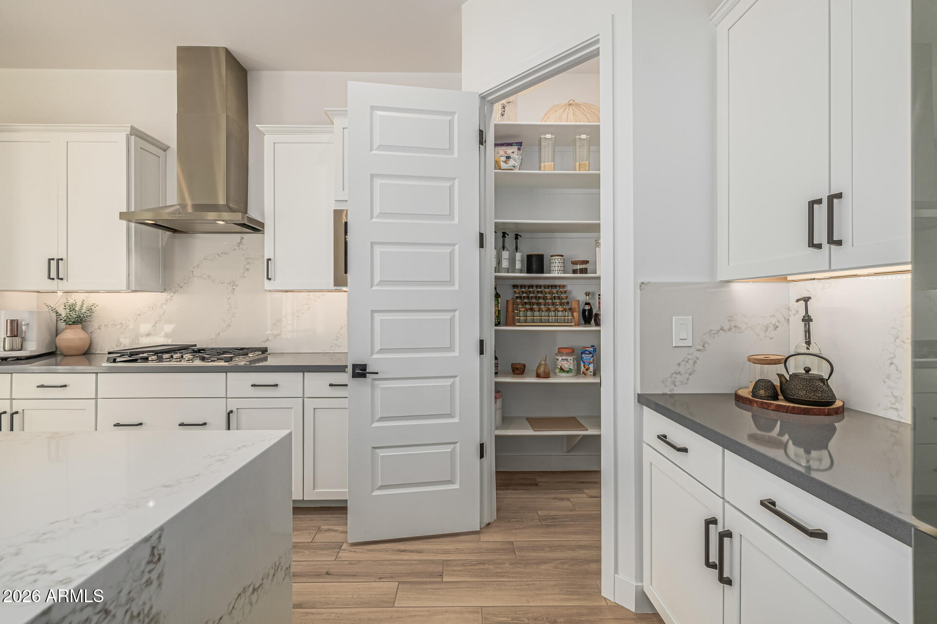 8743 W WAGON WHEEL Drive