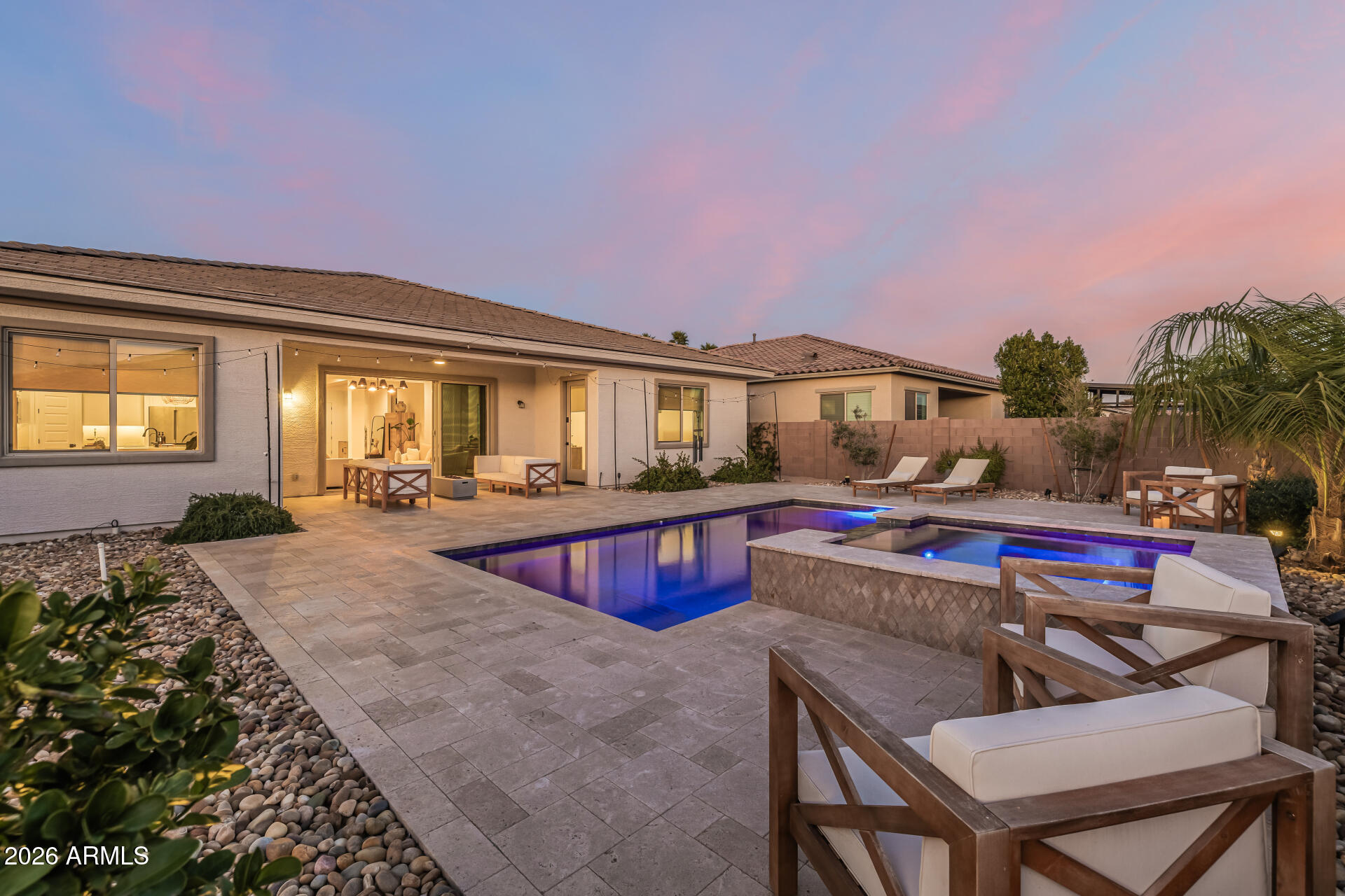 8743 W WAGON WHEEL Drive