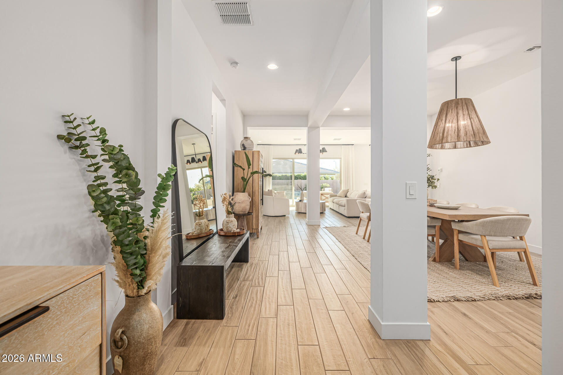 8743 W WAGON WHEEL Drive