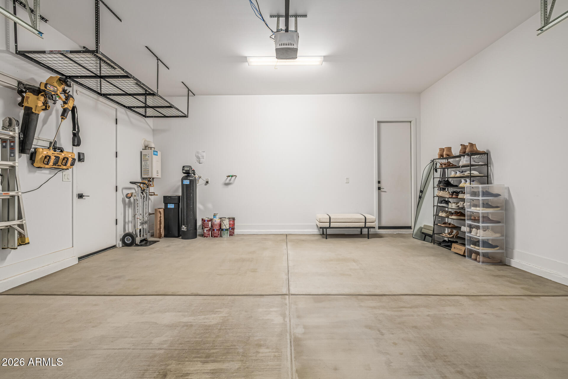 8743 W WAGON WHEEL Drive