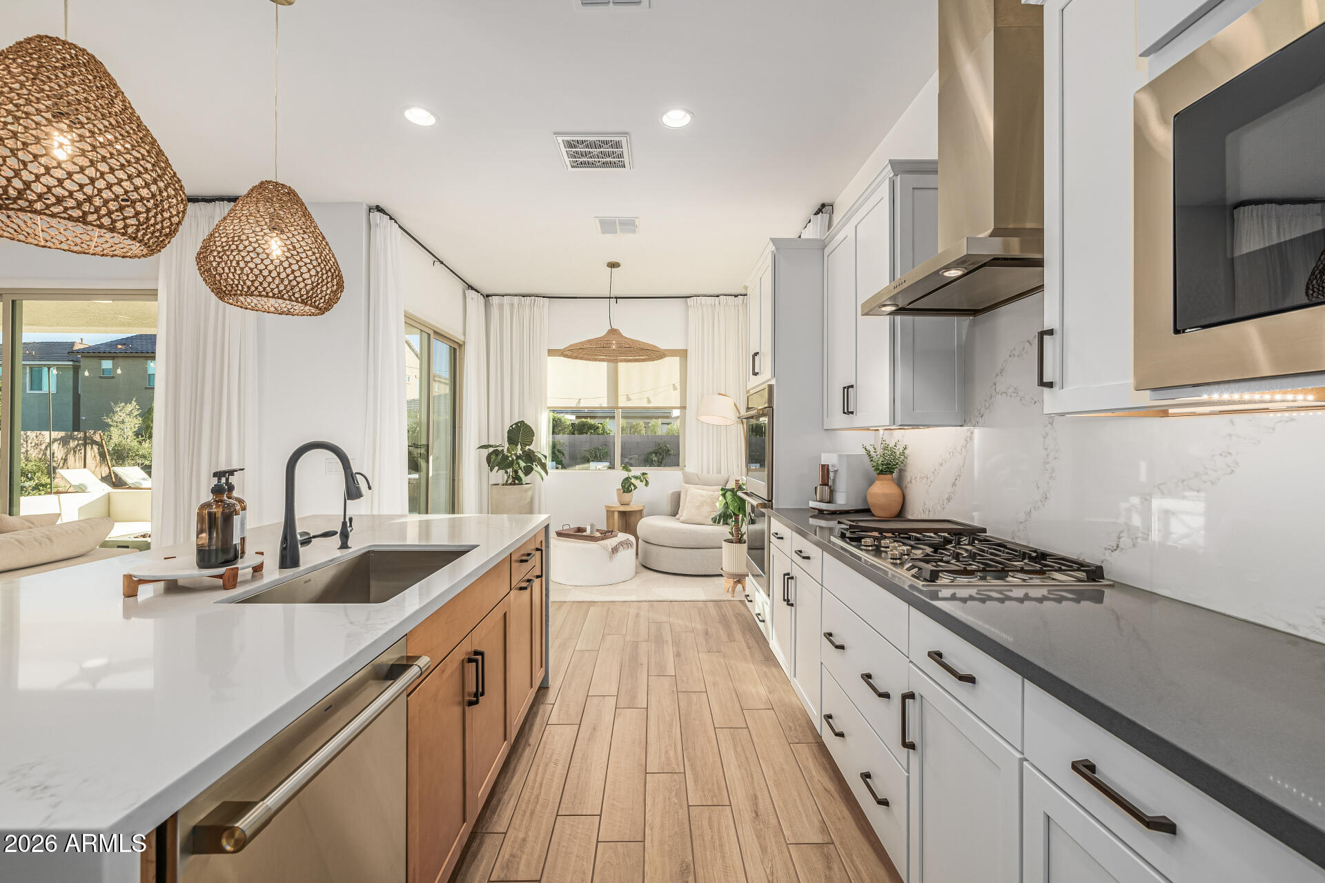 8743 W WAGON WHEEL Drive