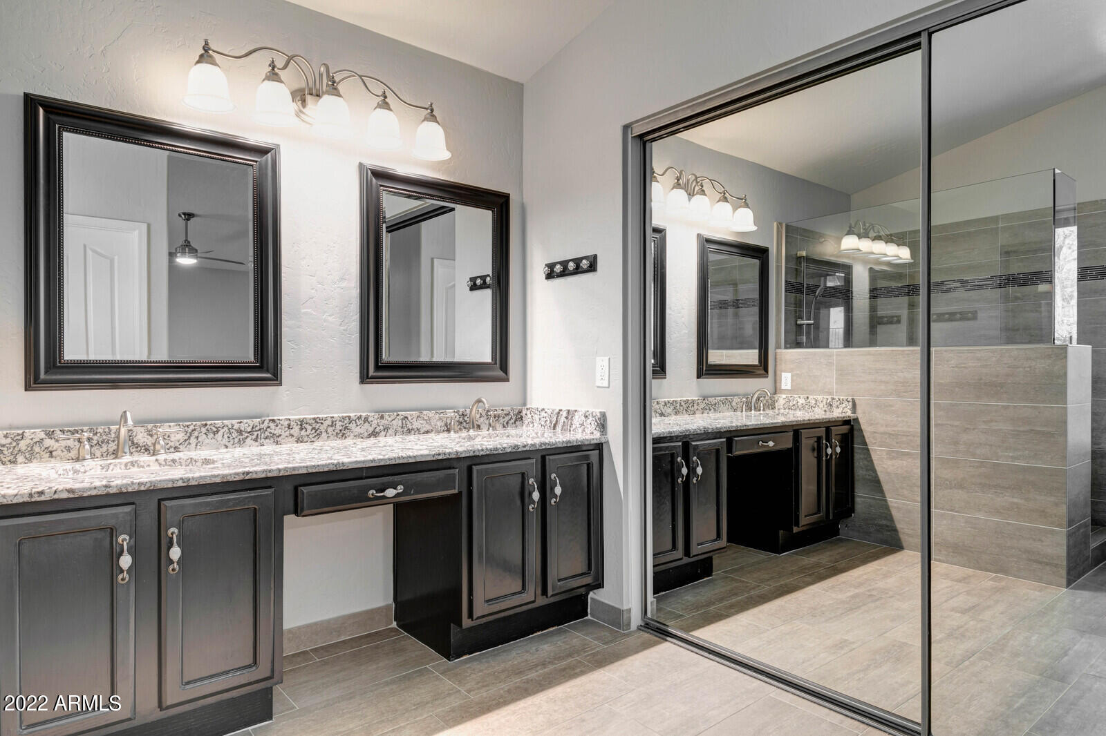 4418 E BARWICK Drive