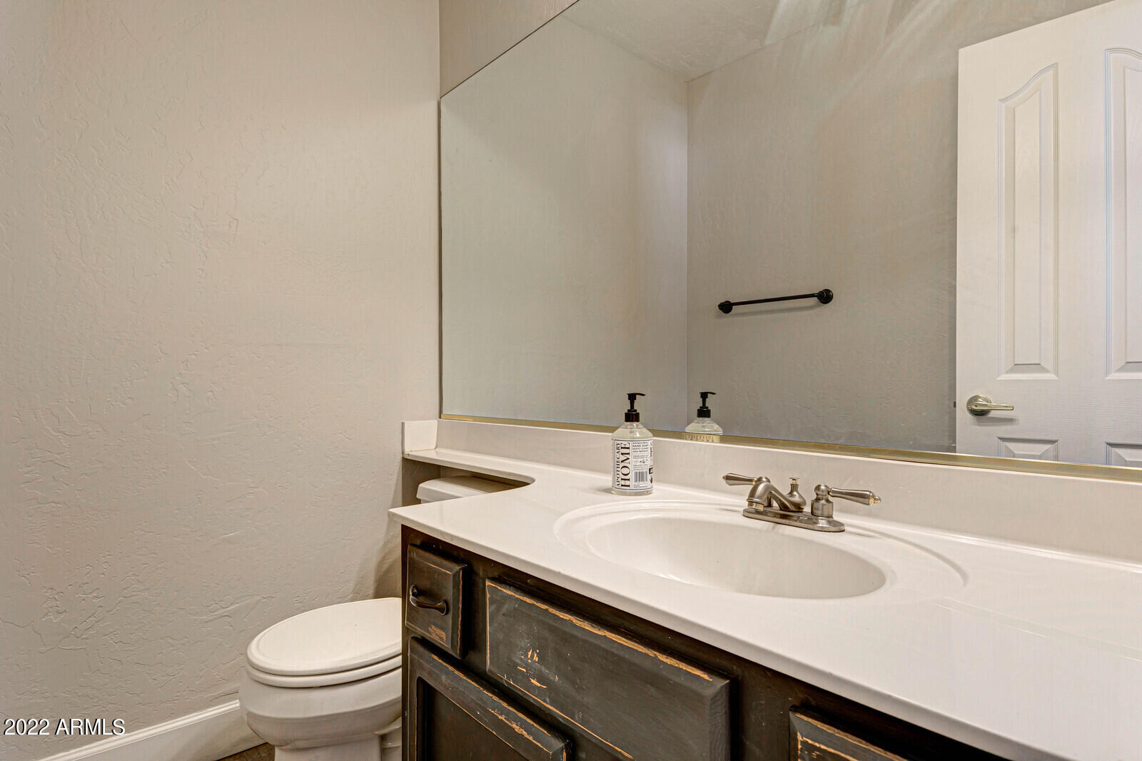 4418 E BARWICK Drive