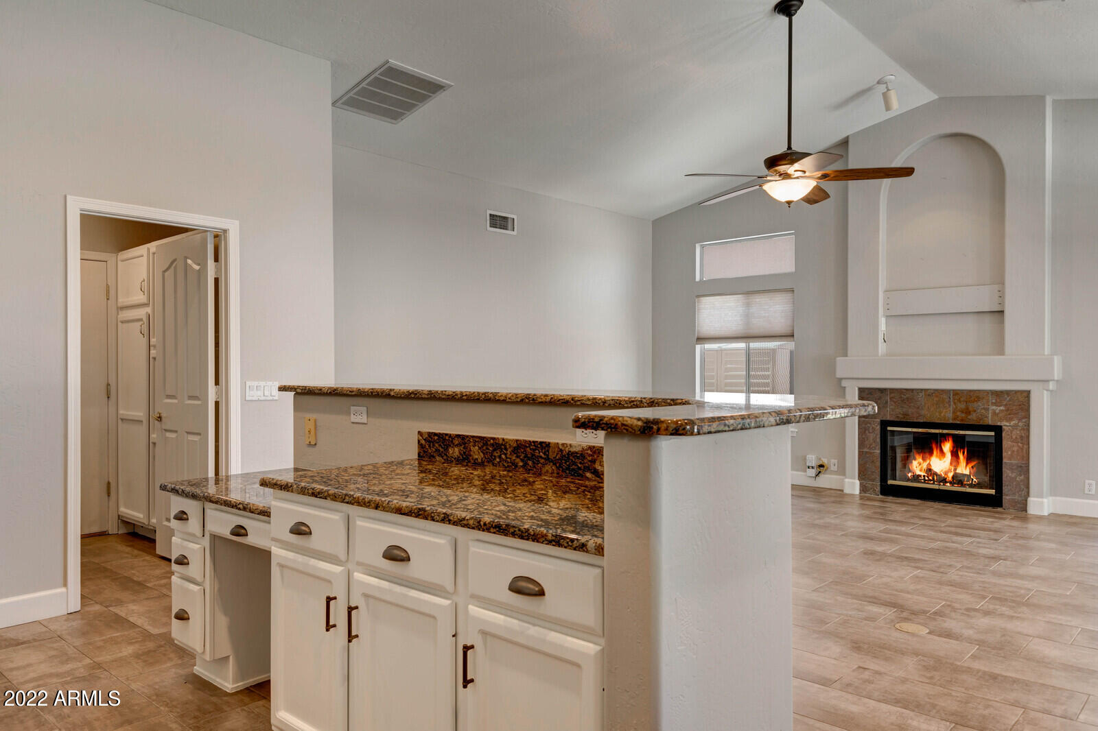 4418 E BARWICK Drive