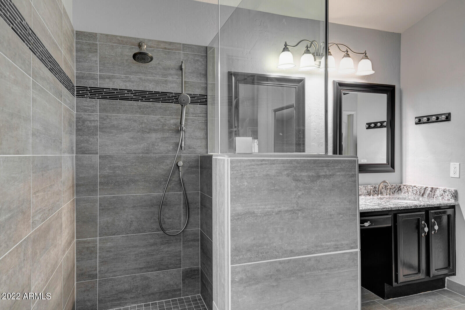 4418 E BARWICK Drive