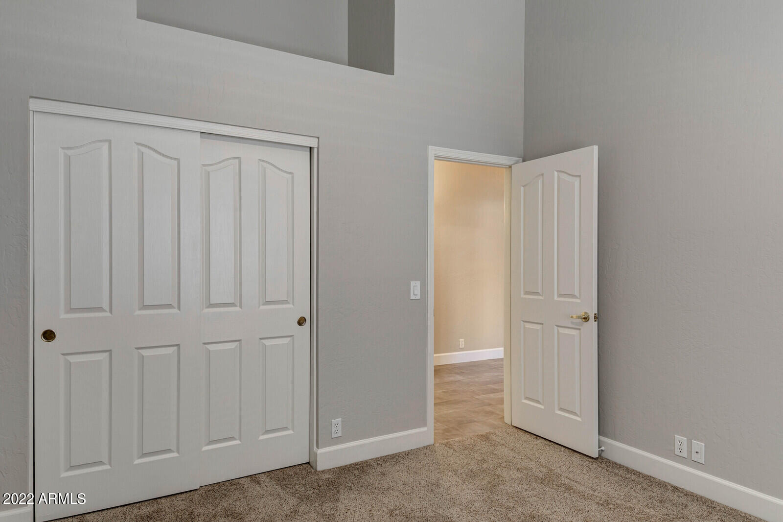 4418 E BARWICK Drive