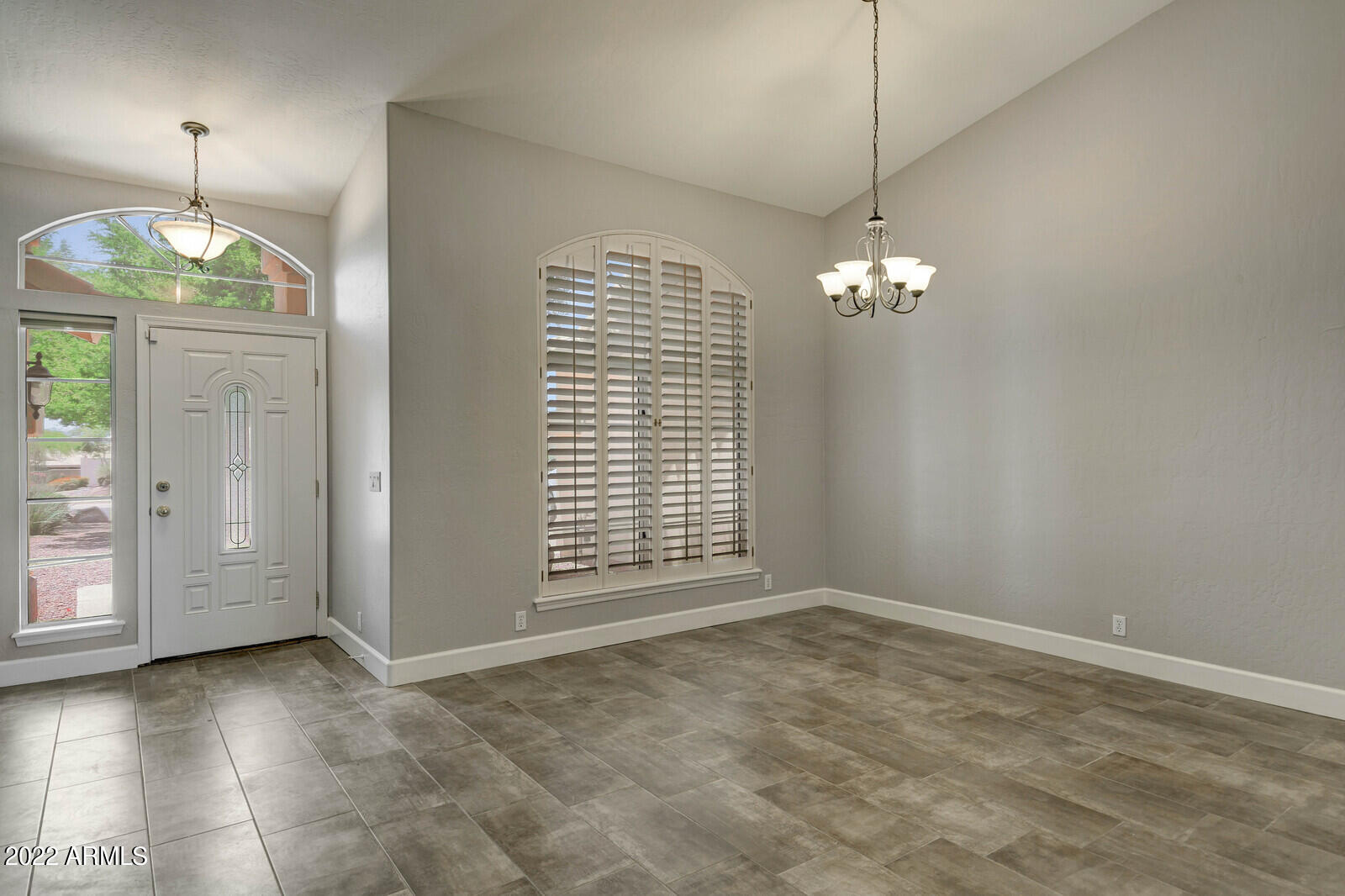 4418 E BARWICK Drive