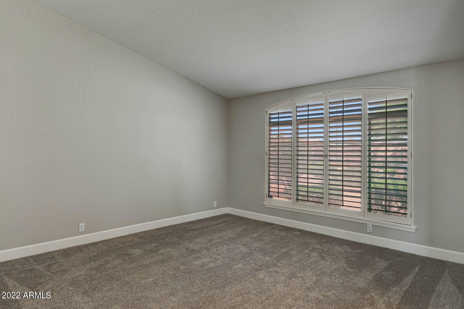 4418 E BARWICK Drive