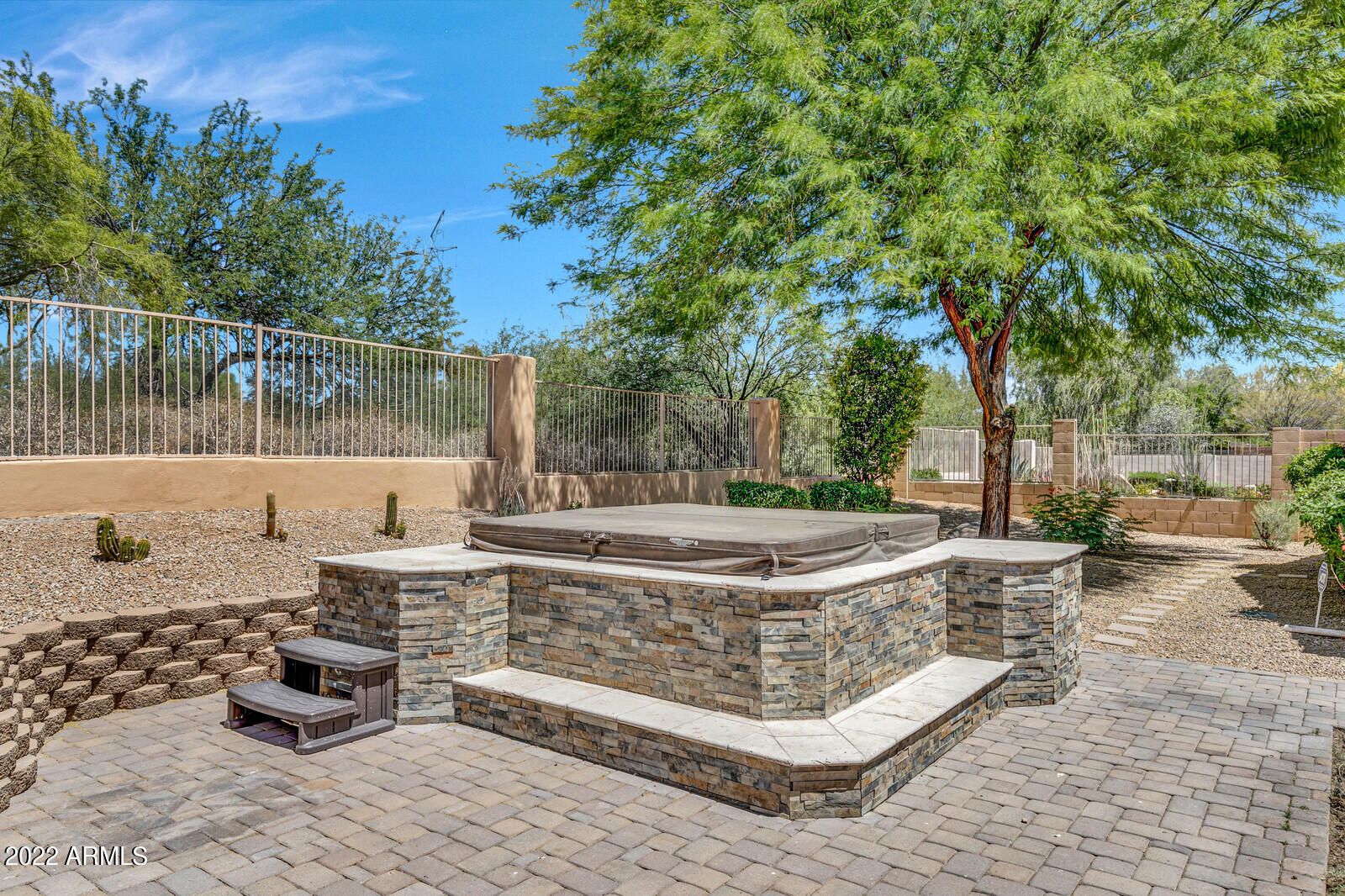 4418 E BARWICK Drive