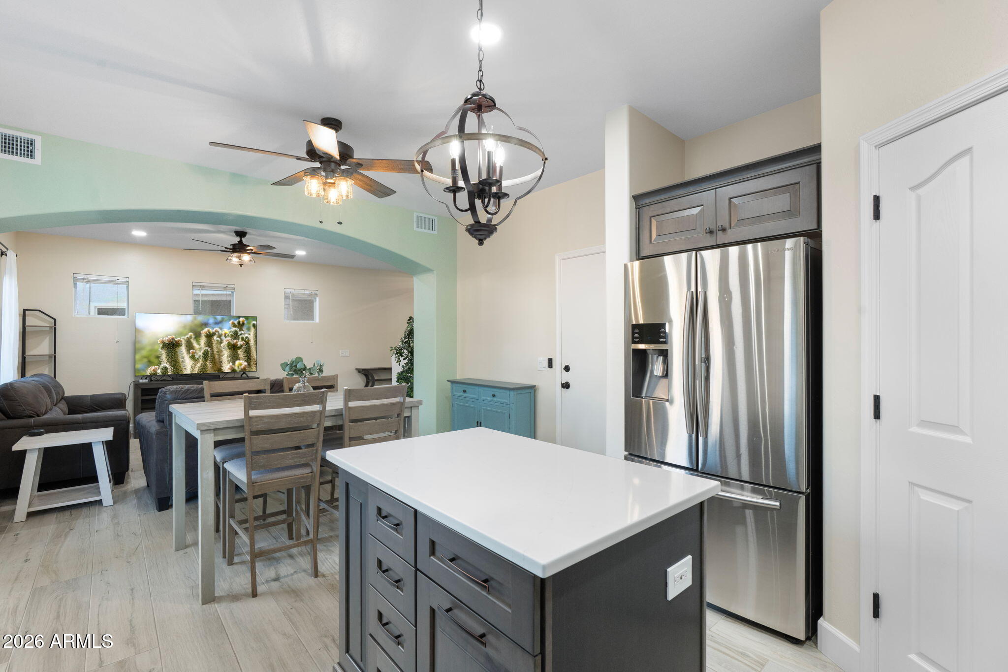 4178 E SHEFFIELD Avenue