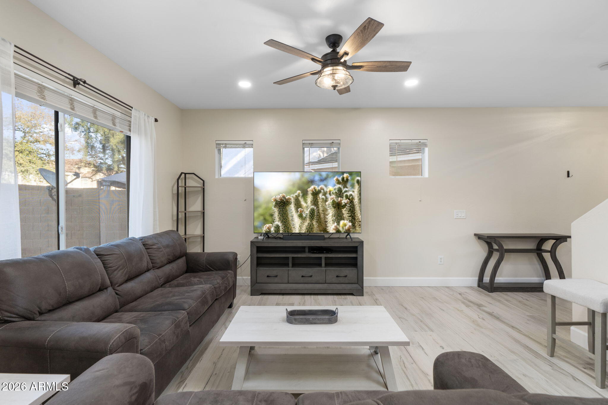 4178 E SHEFFIELD Avenue