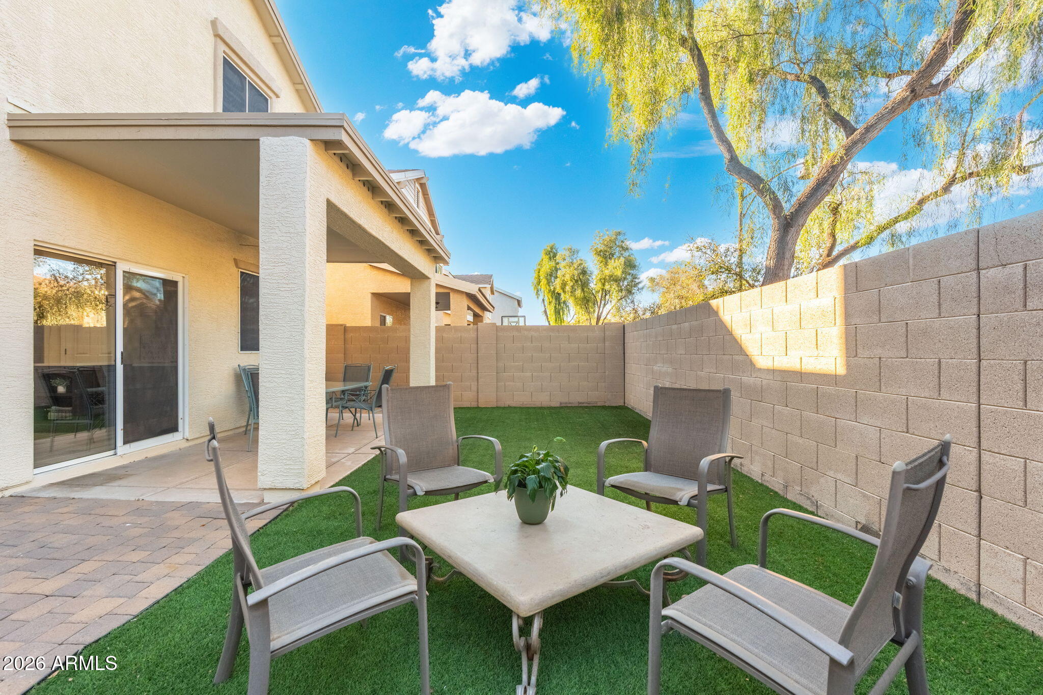 4178 E SHEFFIELD Avenue