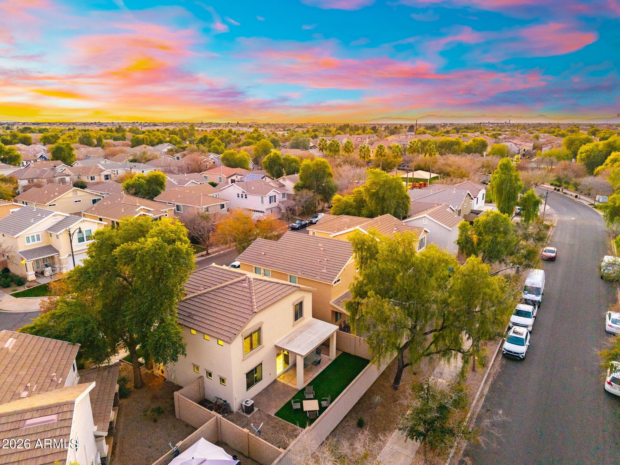 4178 E SHEFFIELD Avenue