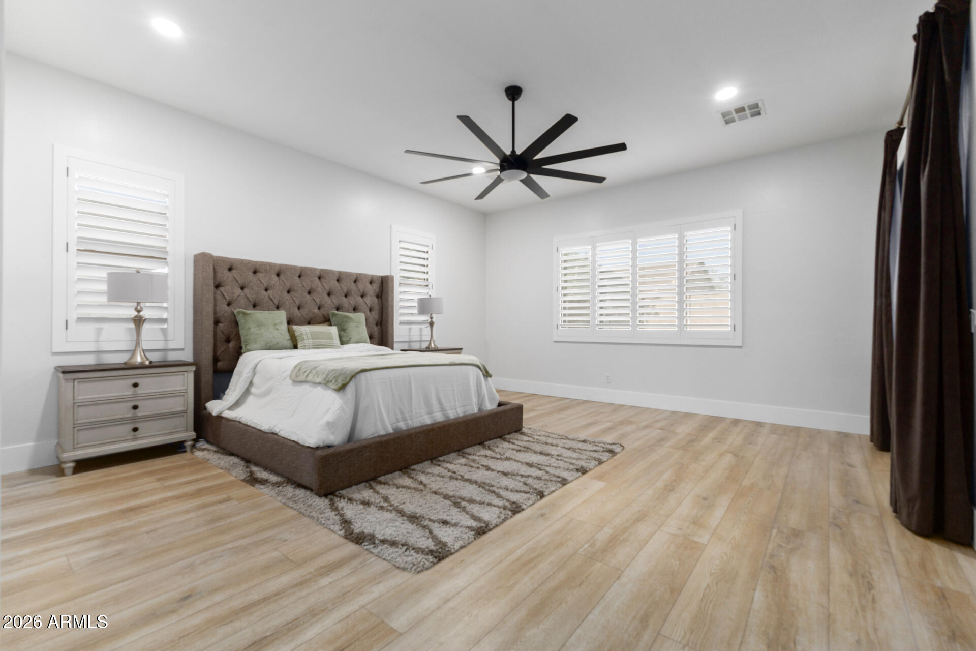 14316 W DESERT HILLS Drive